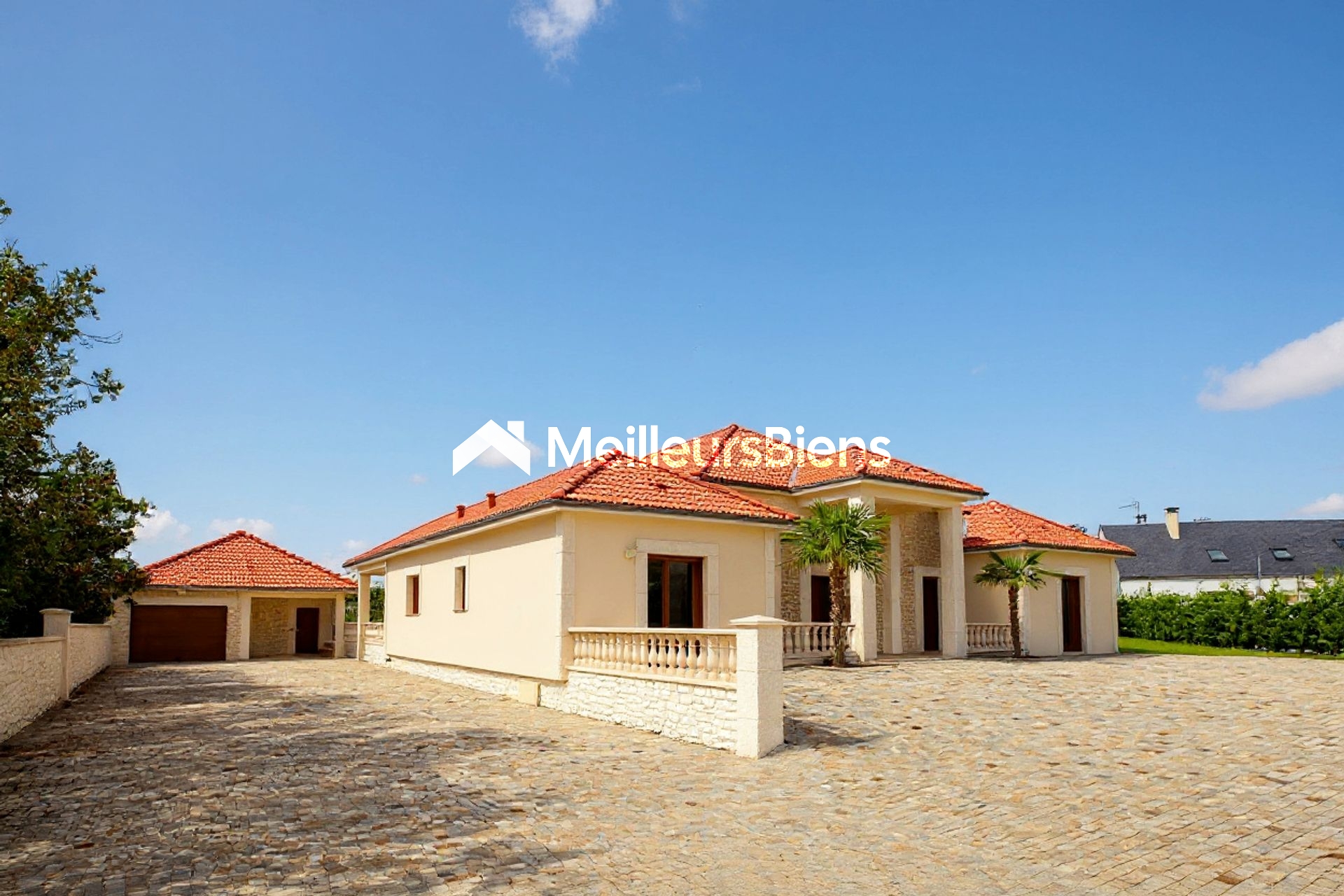 Villa contemporaine d’exception avec piscine – 206 m² habitables – Châteaudun (28200)