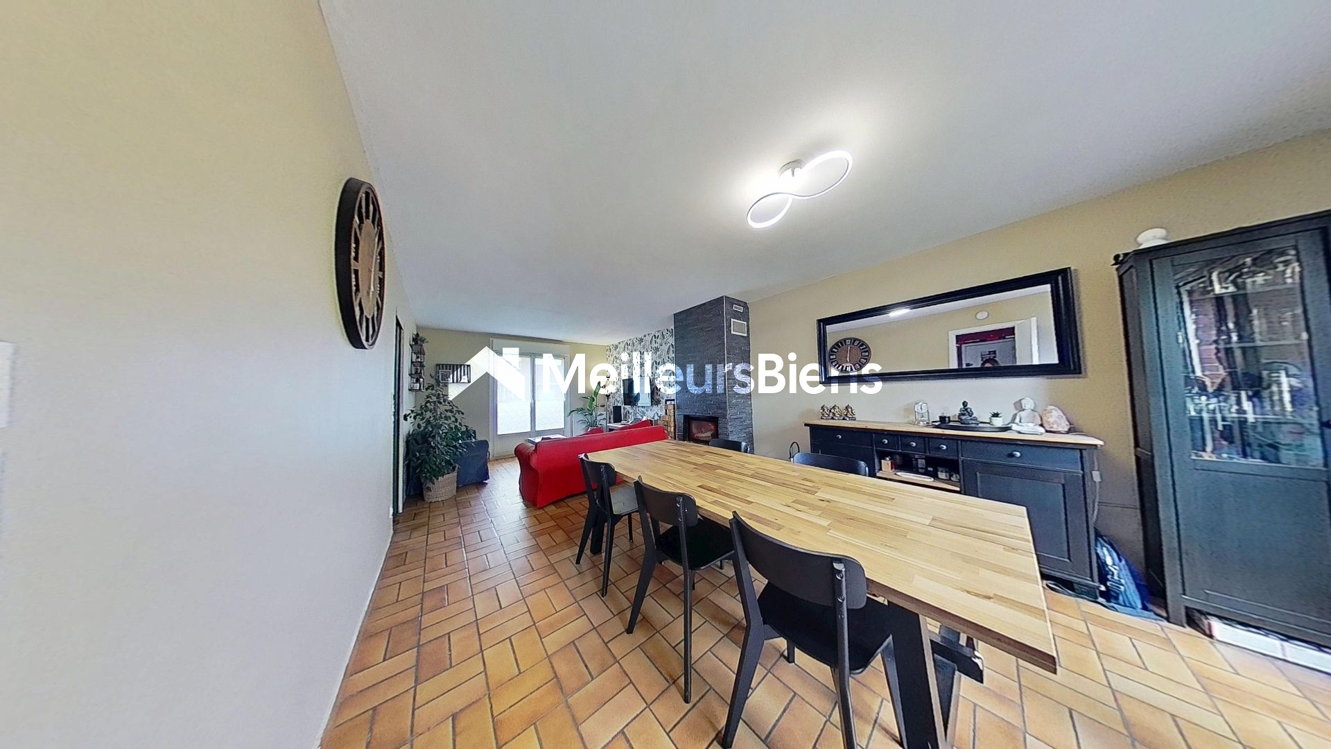 Maison 4 chambres, un bureau et un garage