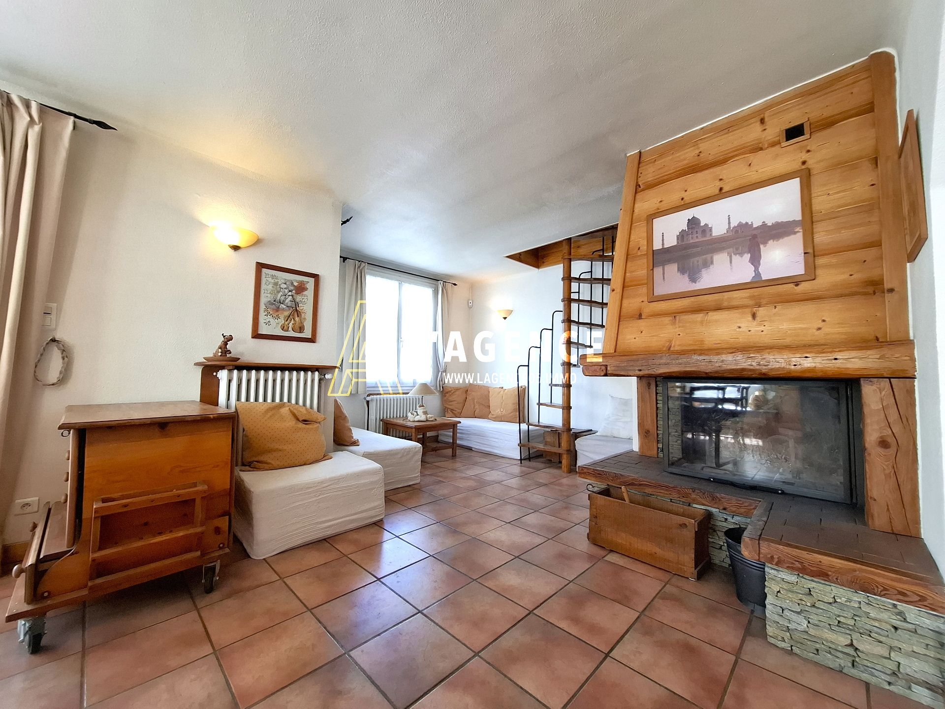 Charmante Maison Type 4 avec Garage et Dépendances - Briançon Centre-Ville