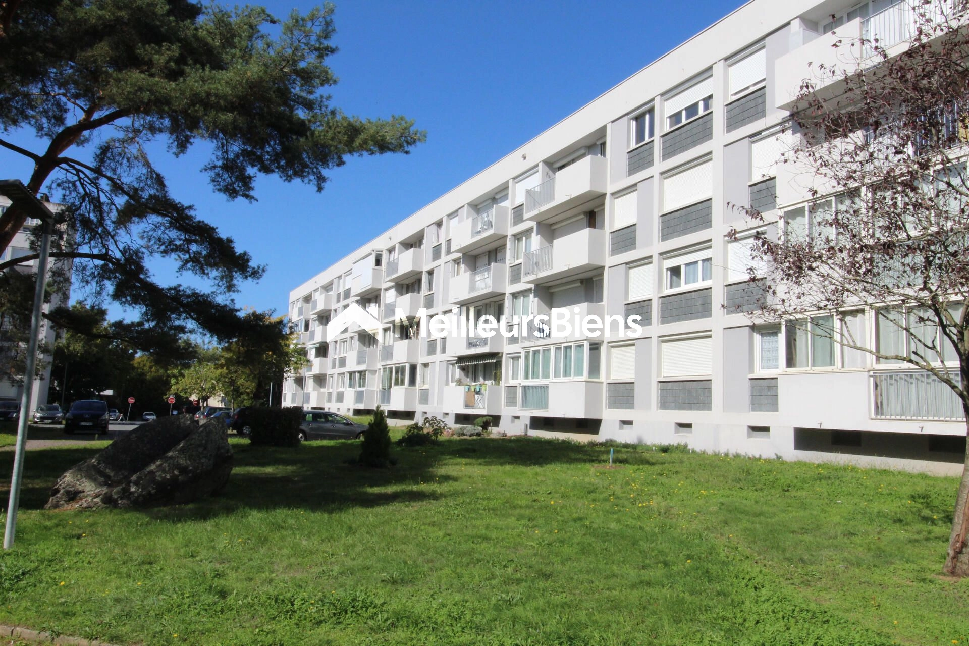 BEL APPARTEMENT LUMINEUX 4 CHAMBRES