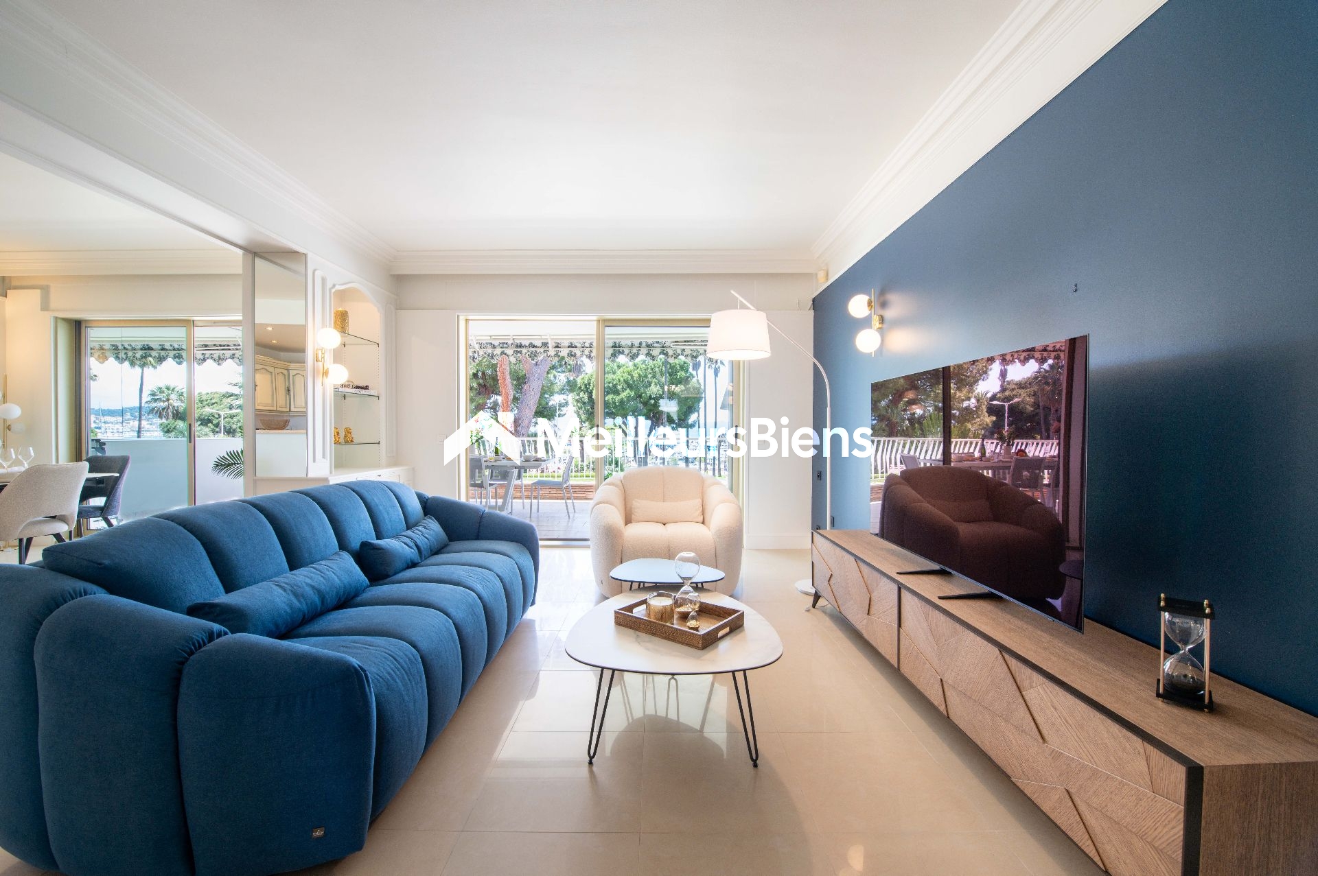 Cannes Croisette : Dans résidence de prestige, 4 pièces, grande terrasse vue mer et annexe