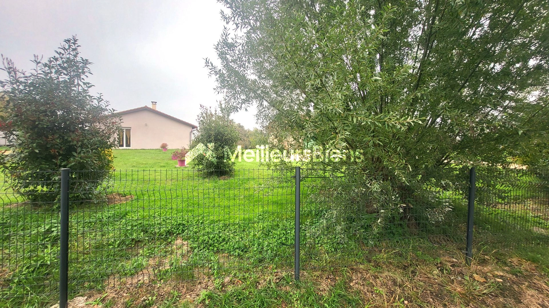 MAISON INDIVIDUELLE DE 92M² AVEC TERRAIN DE 1500M²