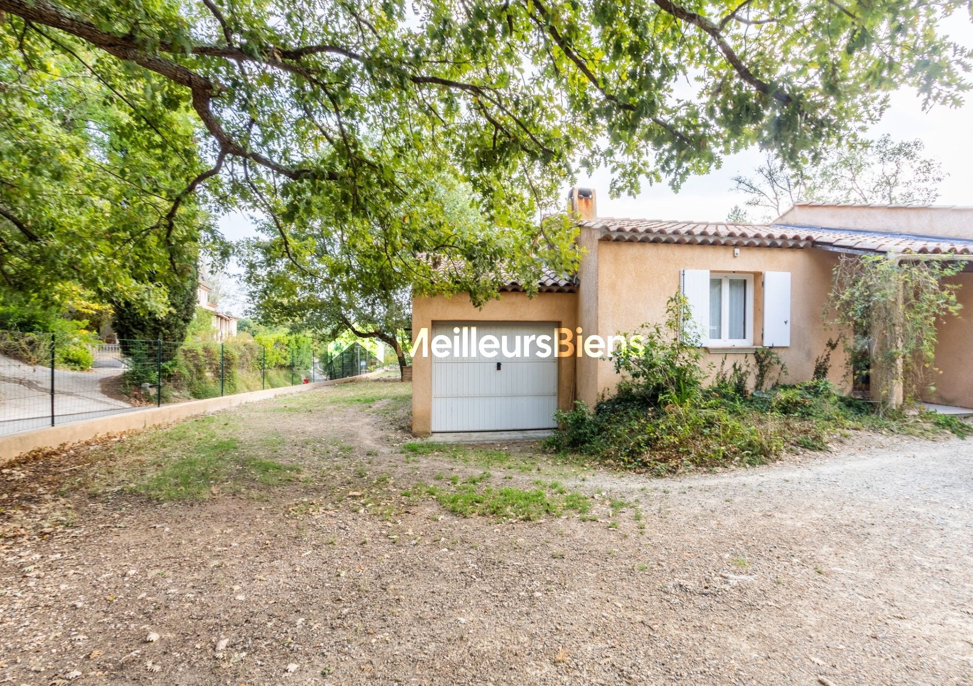 Maison à la campagne