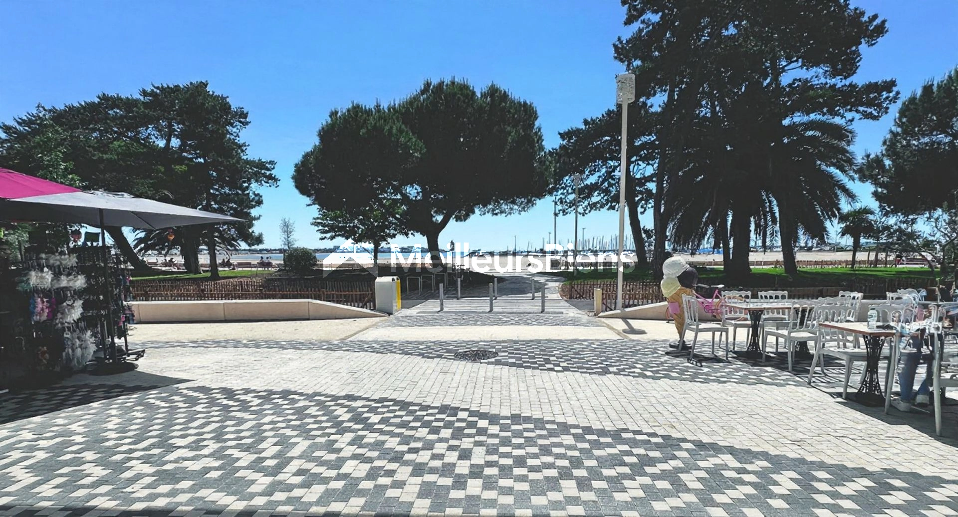 APPARTEMENT T3 RÉNOVER  200 M DE LA PLAGE