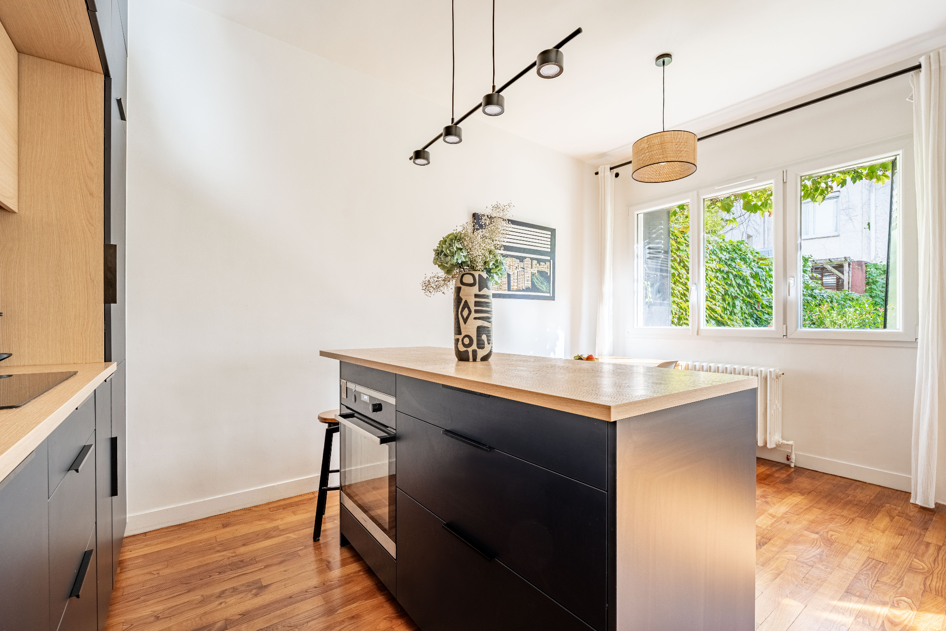 Porte St Cloud / Edouard Vaillant - Appartement 3 pièces parfaitement rénové