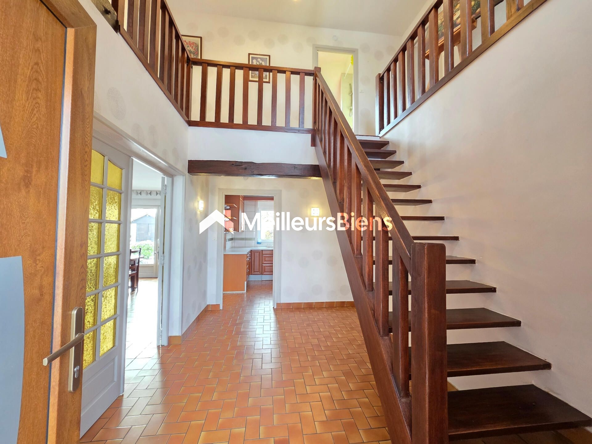 Tres belle maison individuelle avec 6000 m² de terrain.