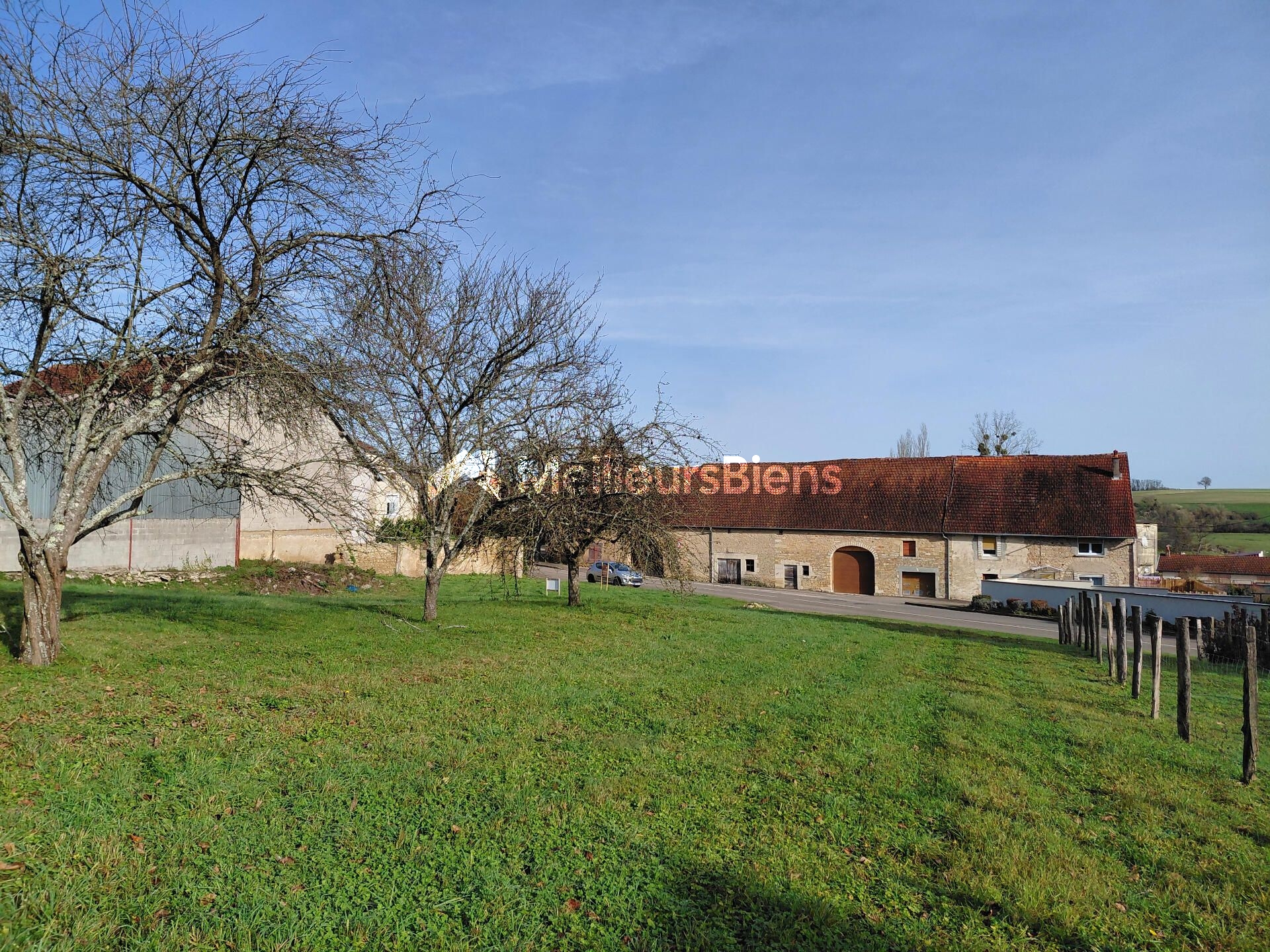 10min de Vesoul, terrain de 13,93 ares