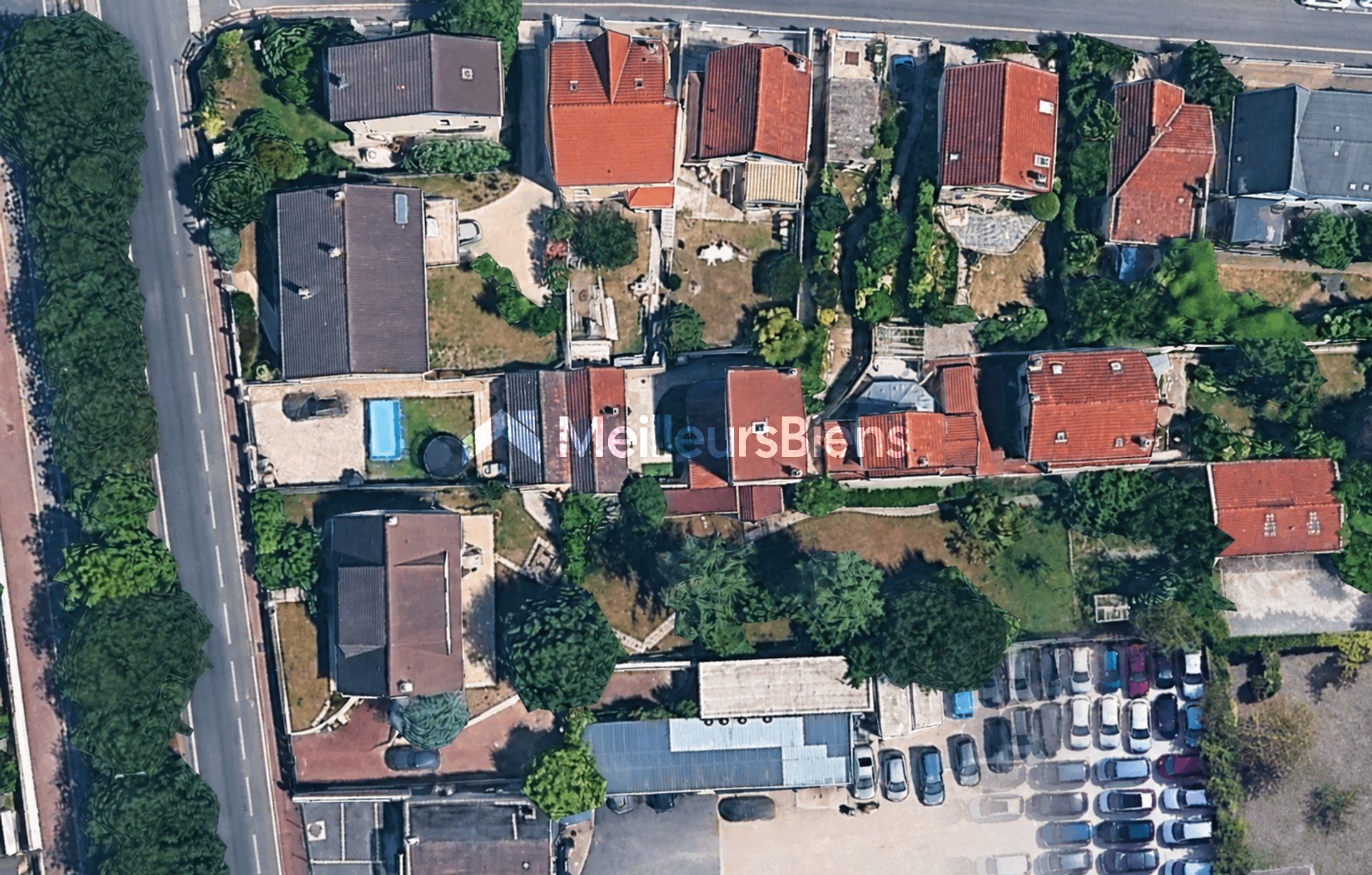 ENSEMBLE IMMOBILIER À FORT POTENTIEL – PARCELLE D’ENV. 1 300 M²