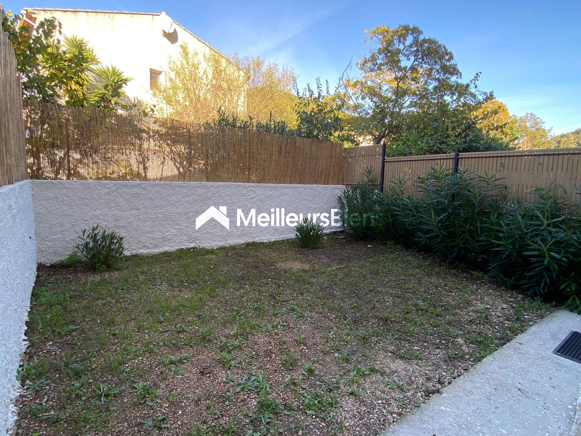 Jolie Maison mitoyenne T6 de 110m2 fraîchement rénovée