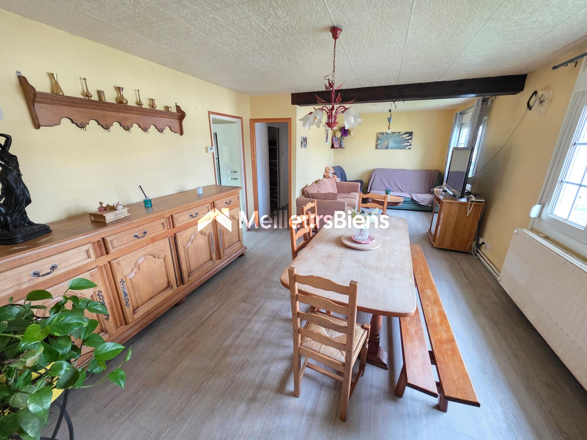 Joli plain pied semi-individuel avec deux chambres