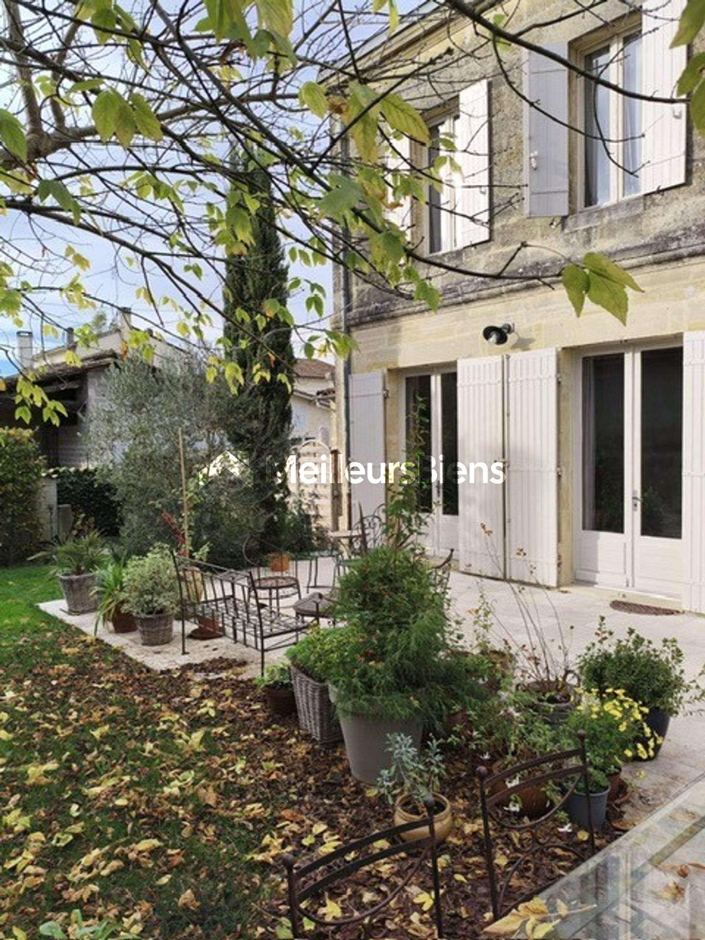 MAISON 6 PIECES DE 205 M2