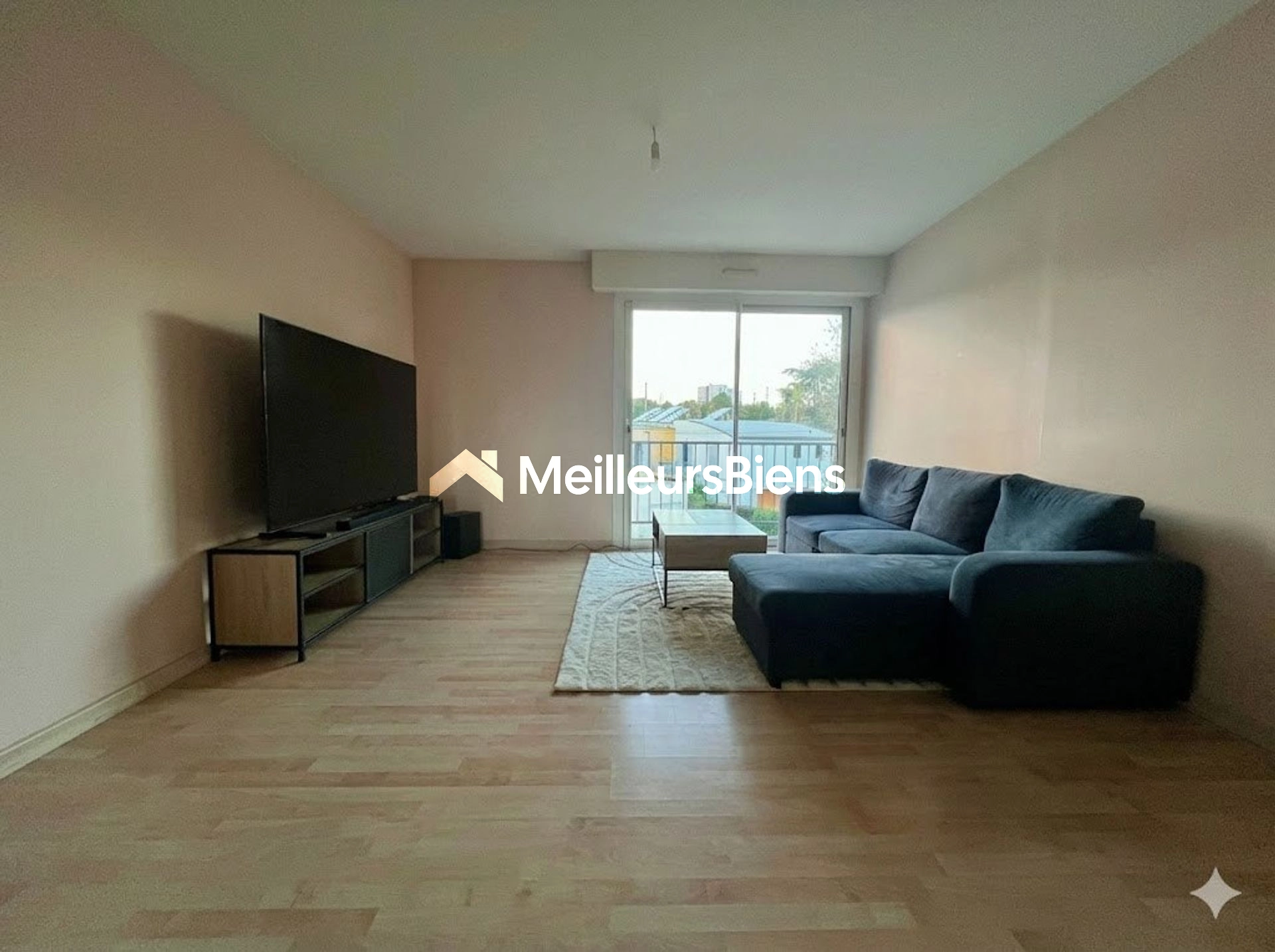 Appartement à prix compétitif + Garage + Cave + Balcon