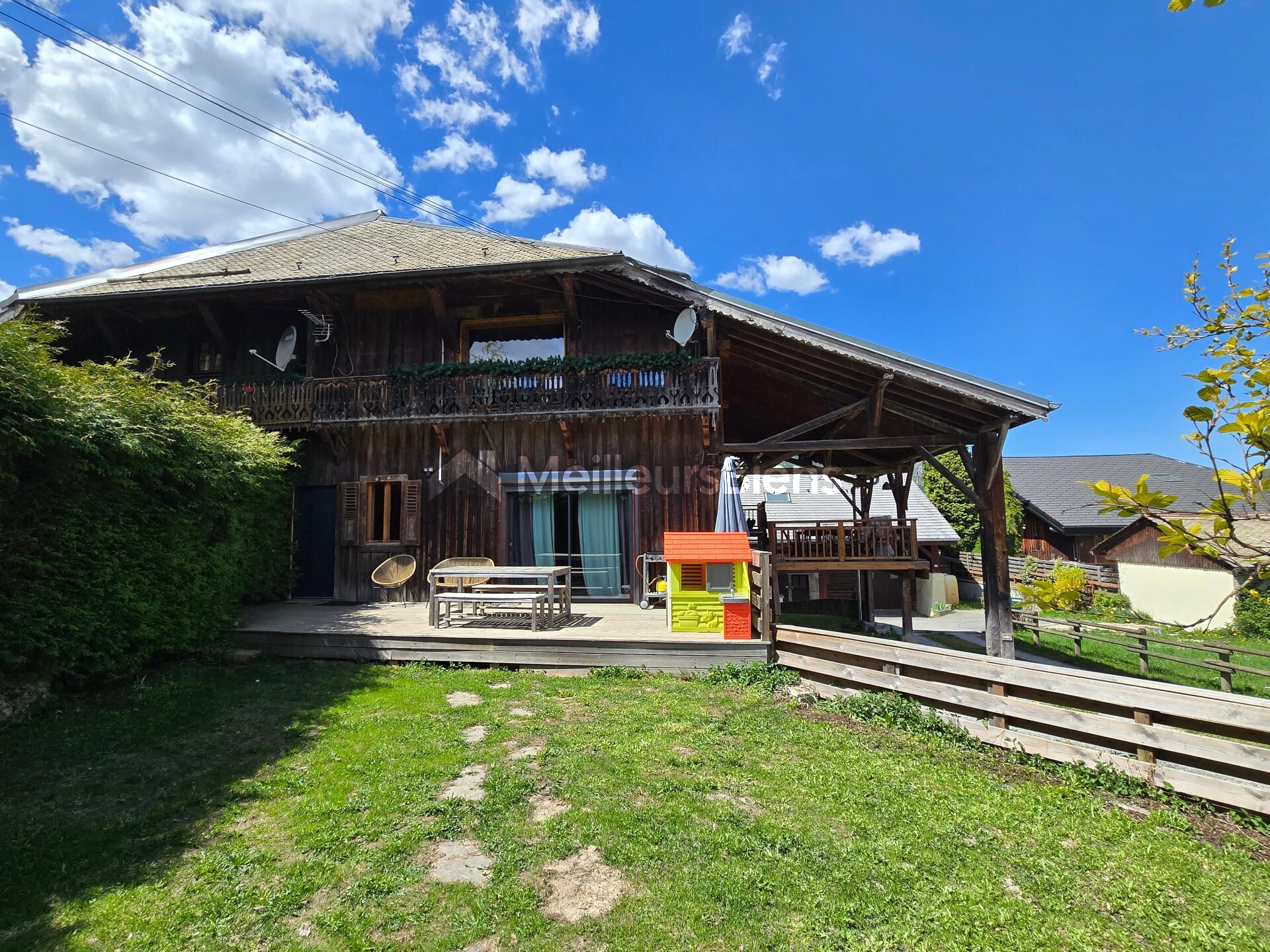 Chalet mitoyen