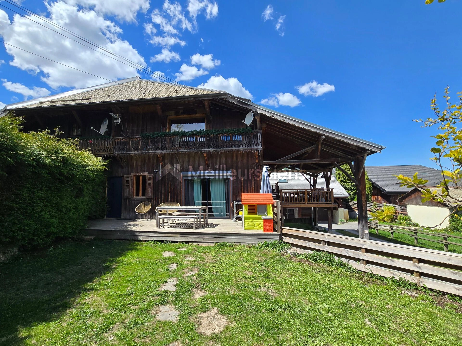 Chalet mitoyen