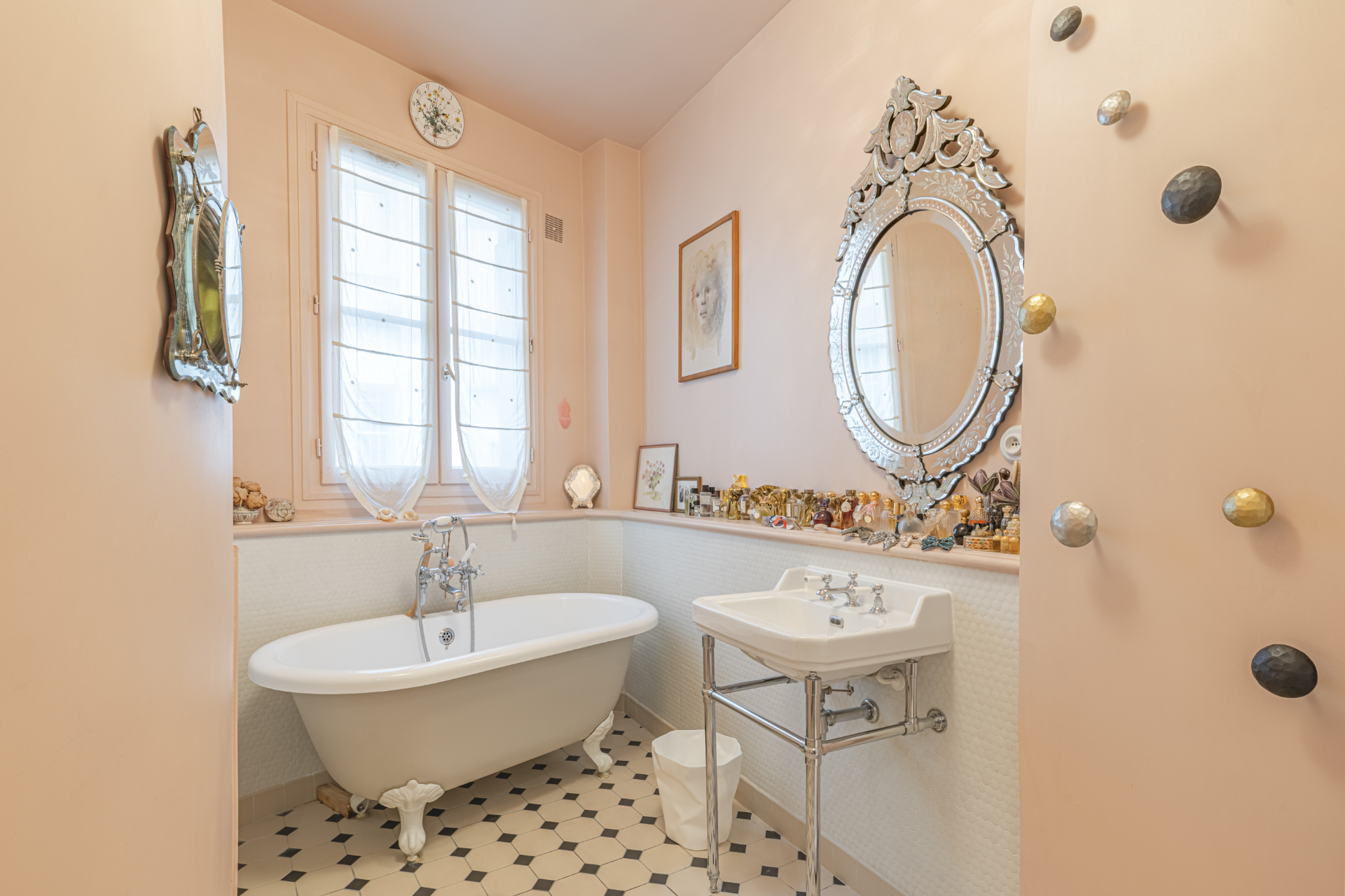 Drouot / Le Peletier - Appartement familial - 3 chambres - Ascenseur et balcon