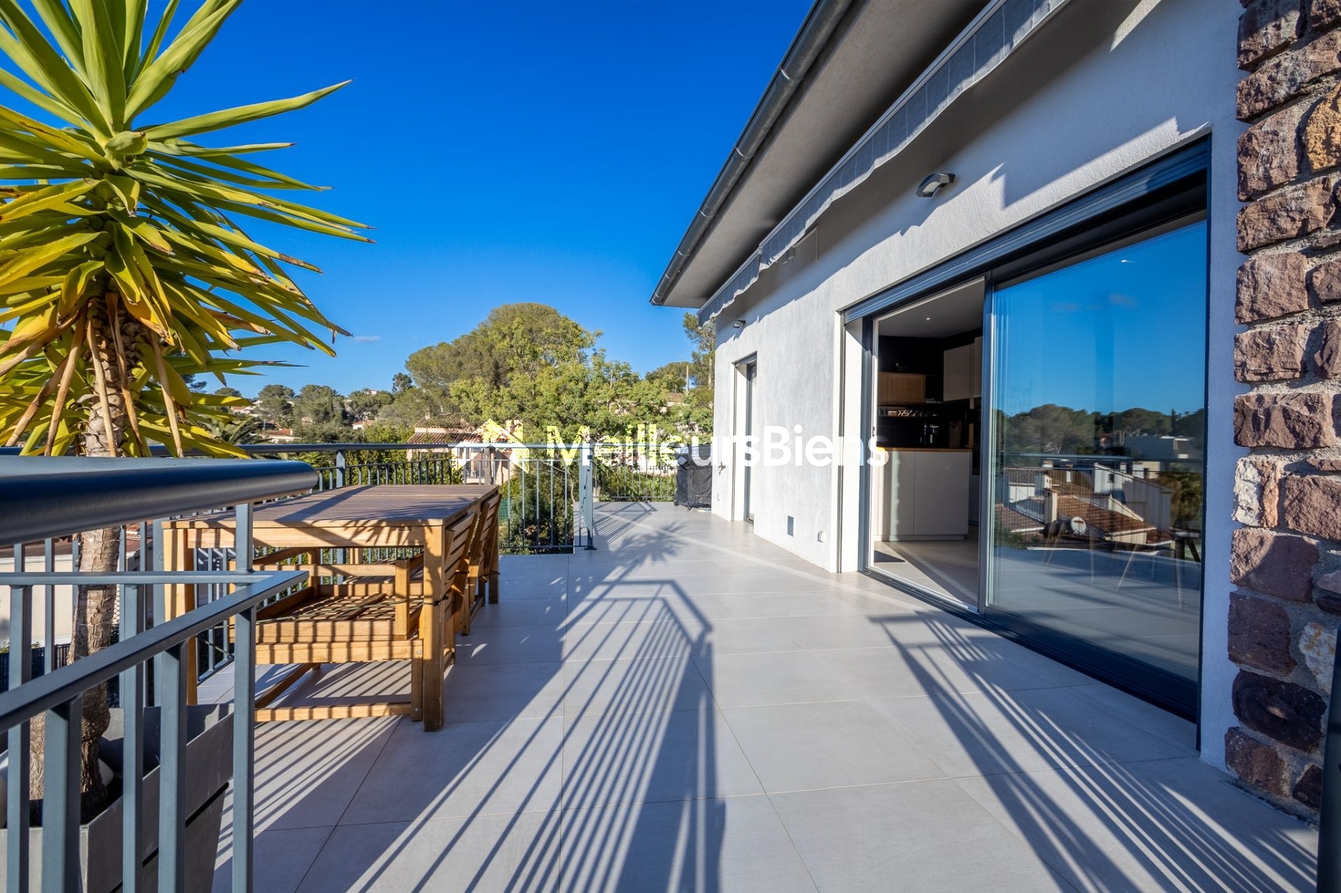 Boulouris maison neuve entièrement rénovée