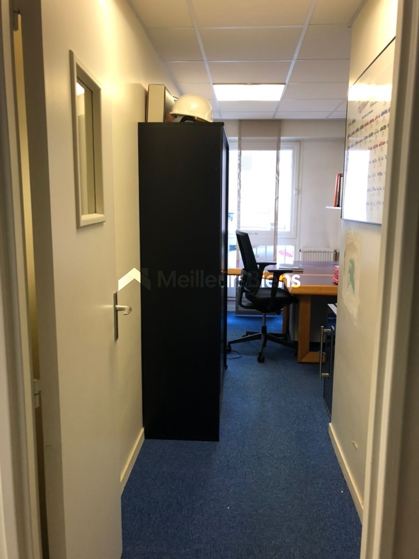 gare Appartement T3  Bureau Cabinet Local commercial 52m2 parking