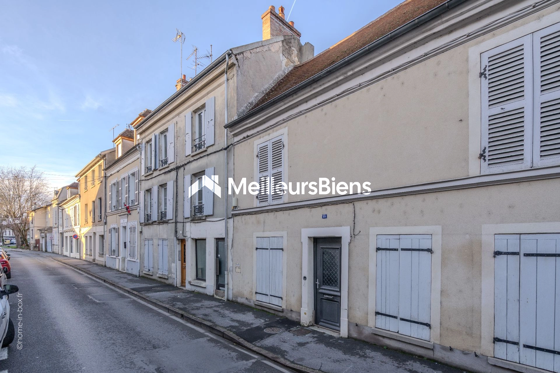 Opportunité investisseurs : hyper centre Crécy La Chapelle
