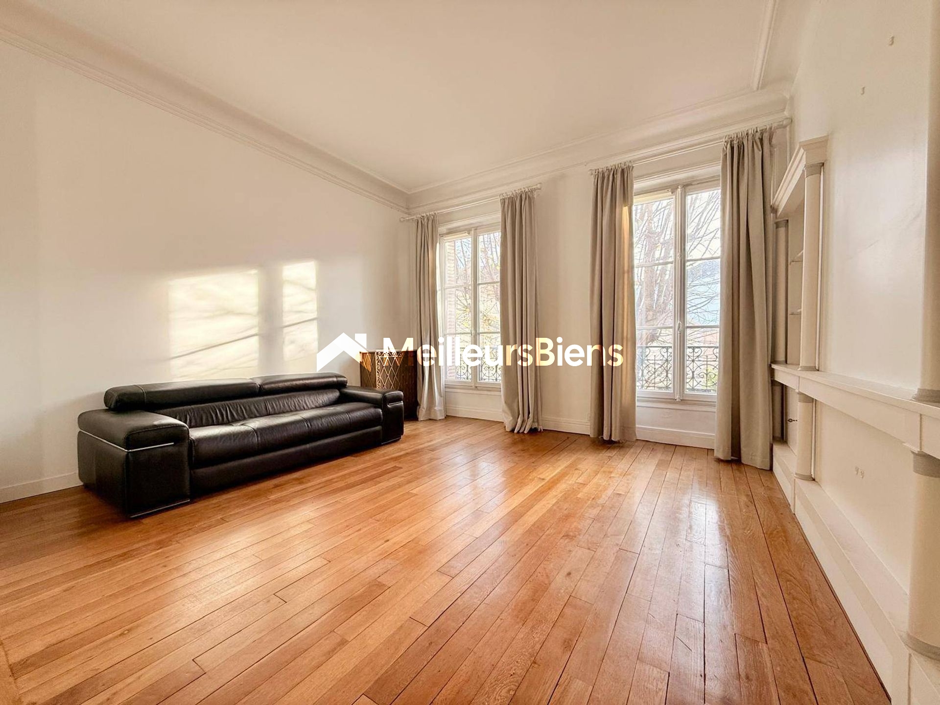 Appartement bourgeois de  96 m² centre-ville ARGENTEUIL