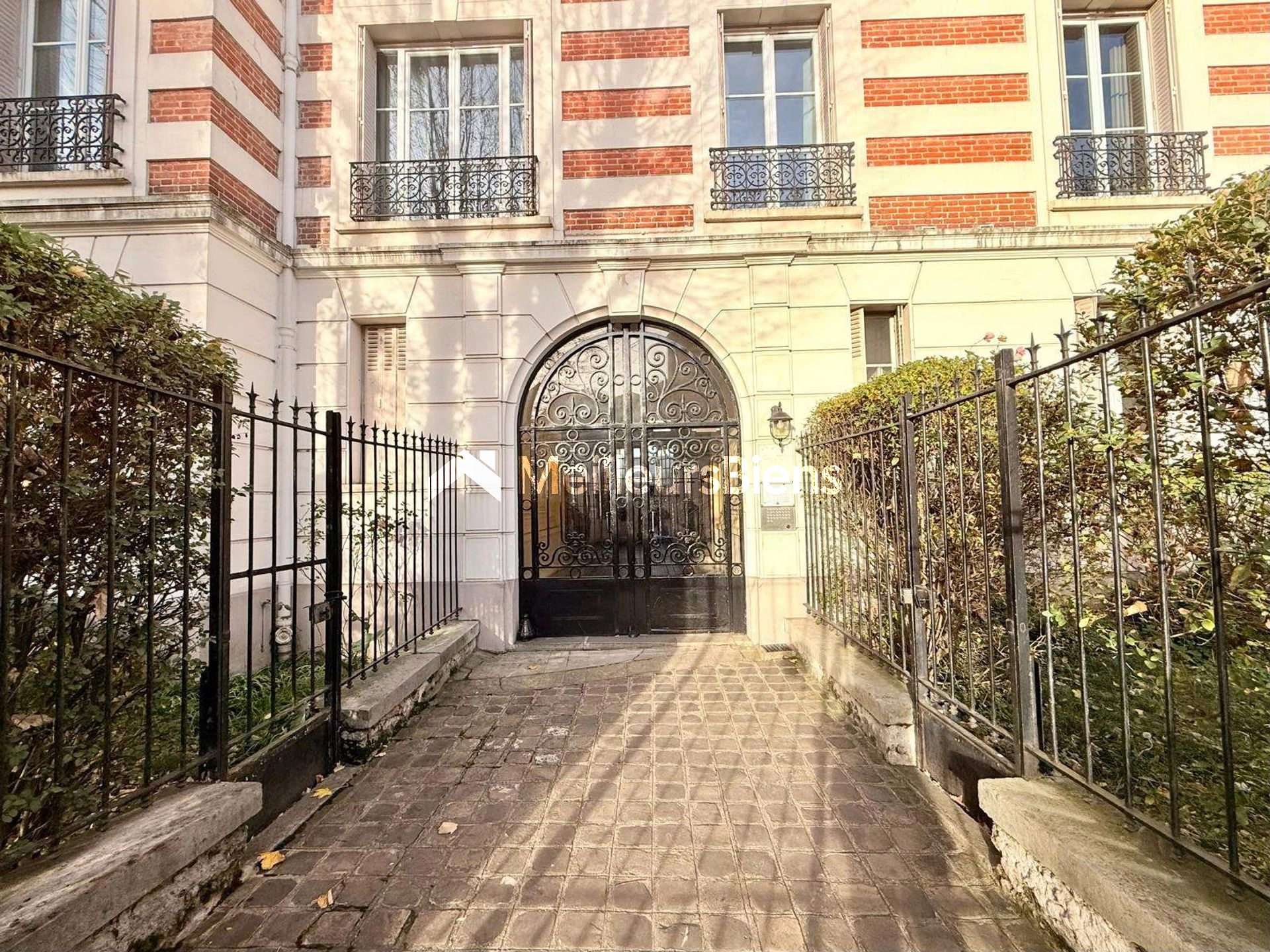 Appartement bourgeois de  96 m² centre-ville ARGENTEUIL