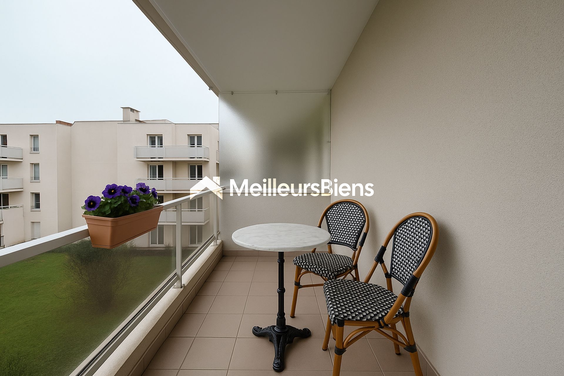 Nogent-sur-Marne - Idéal Investisseur (Renta brut 15%) ou Senior - 2 Pièces avec terrasse