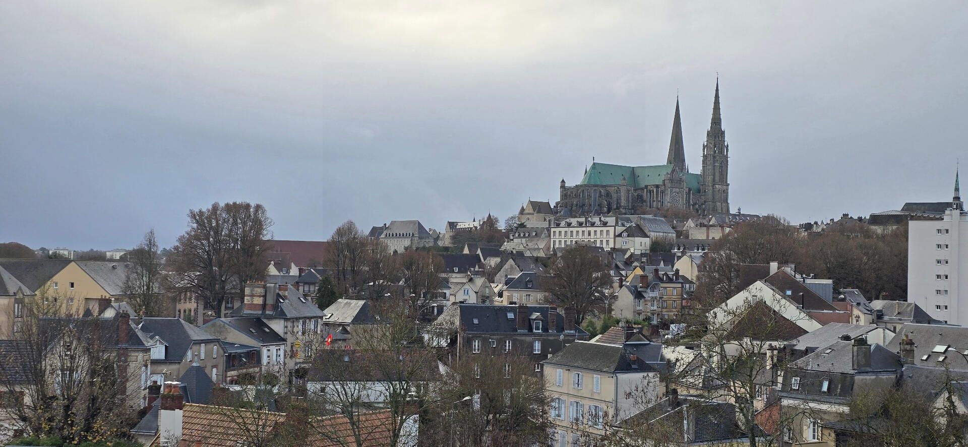 Superbe Vue Cathedrale - Beau T2 avec grand balcon + cave