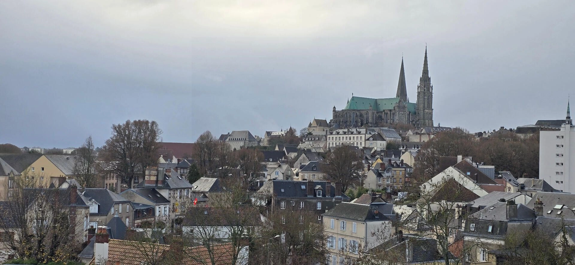 Superbe Vue Cathedrale - Beau T2 avec grand balcon + cave
