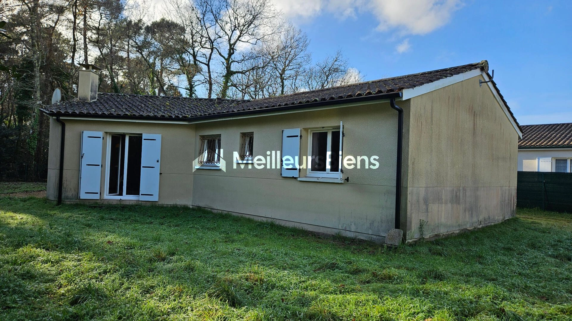 JOLIE MAISON  EN CAMPAGNE - 11 1M² - 3 CHAMBRES - À 4 KM DES PLAGES OCÉANES
