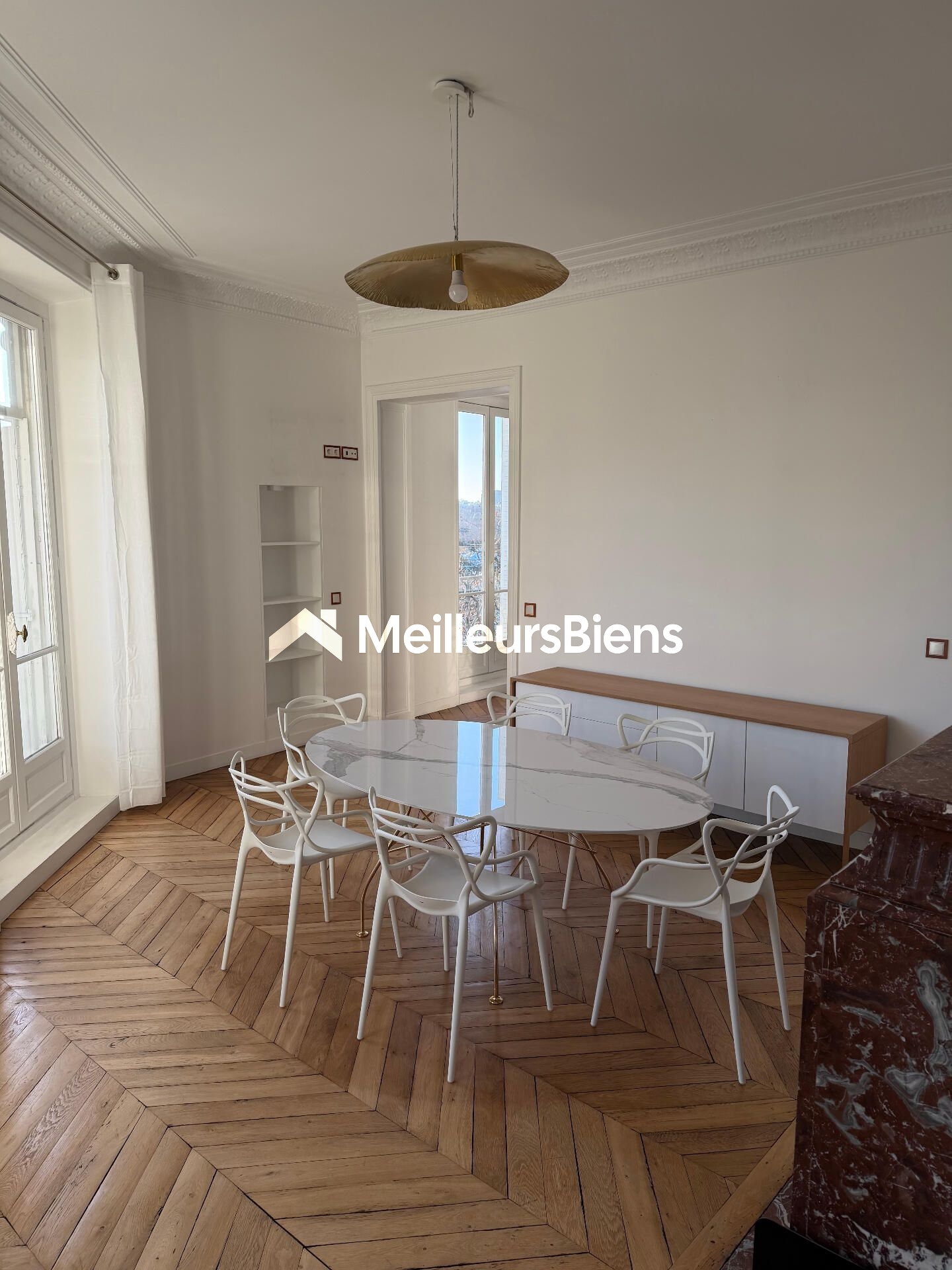 APPARTEMENT HAUSSMANNIEN RÉNOVÉ - JARDIN DU LUXEMBOURG x 5 PIECES - 3 CHBRES - 2 SDB