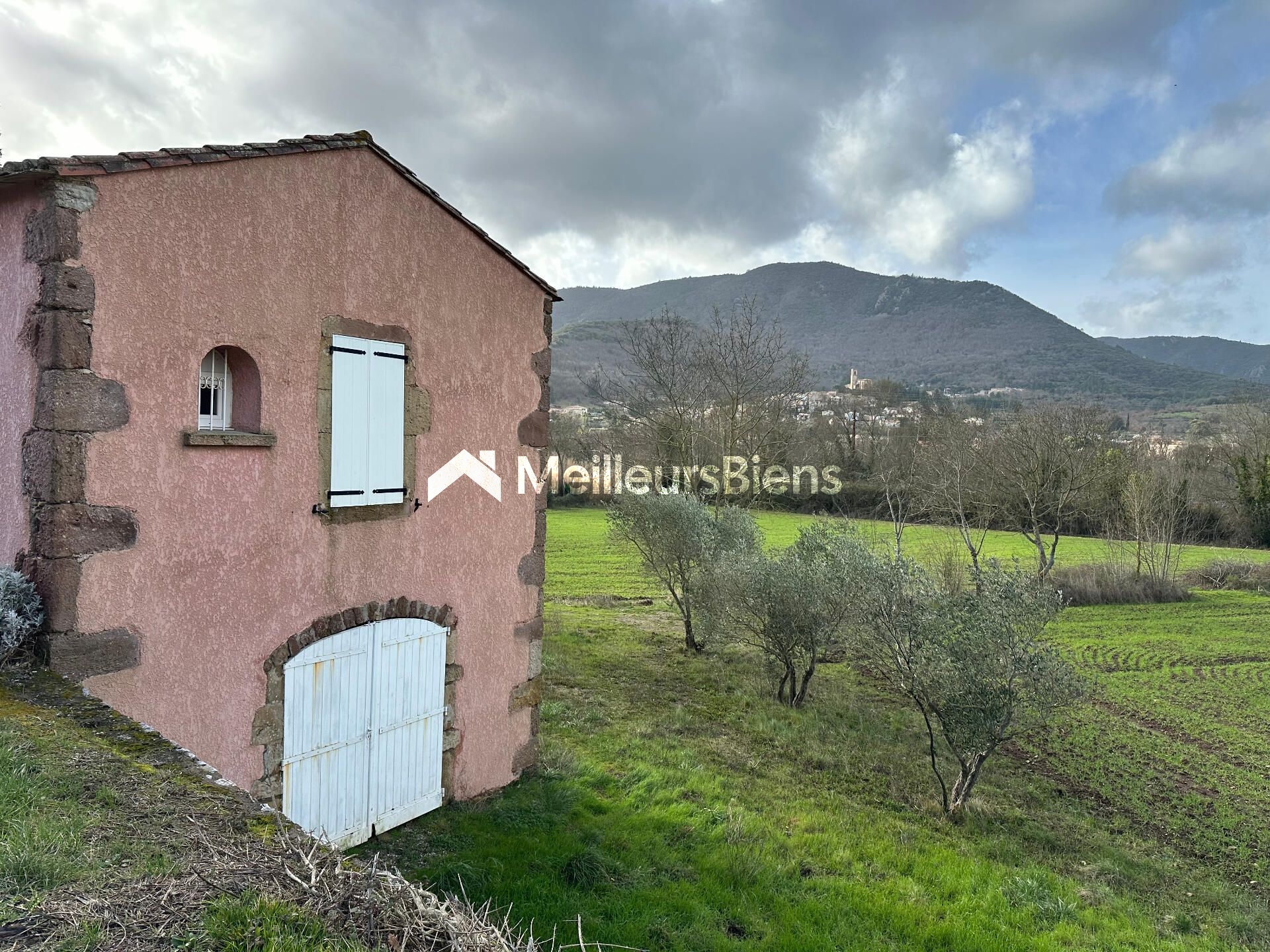 Mas de type 2 de 55m² env avec terrain