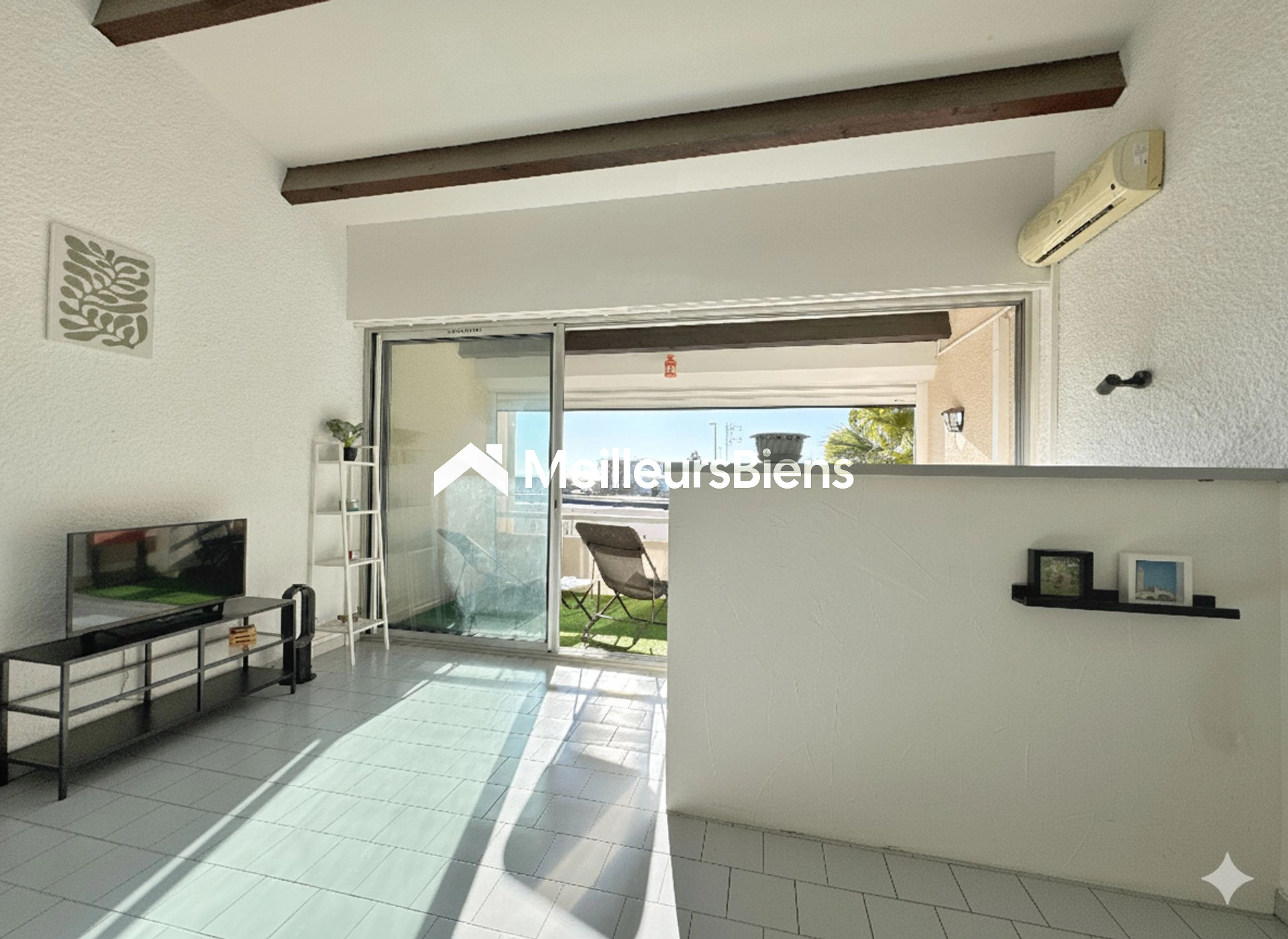 Cap d’Agde, studio avec vue mer et terrasse dans résidence Le Florid