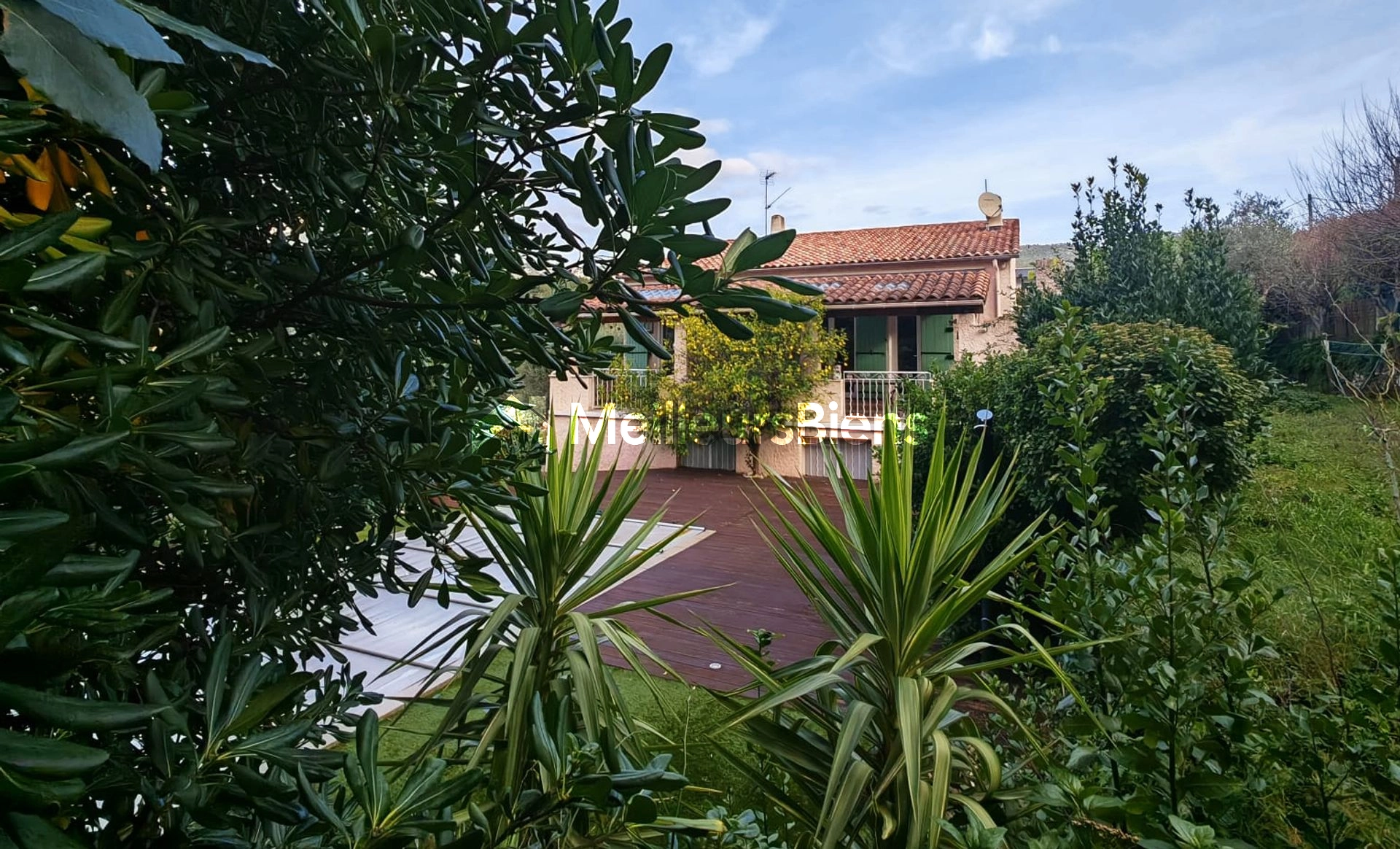 Magnifique Maison 150m²s/1230m² ter + Pkg et Garage double