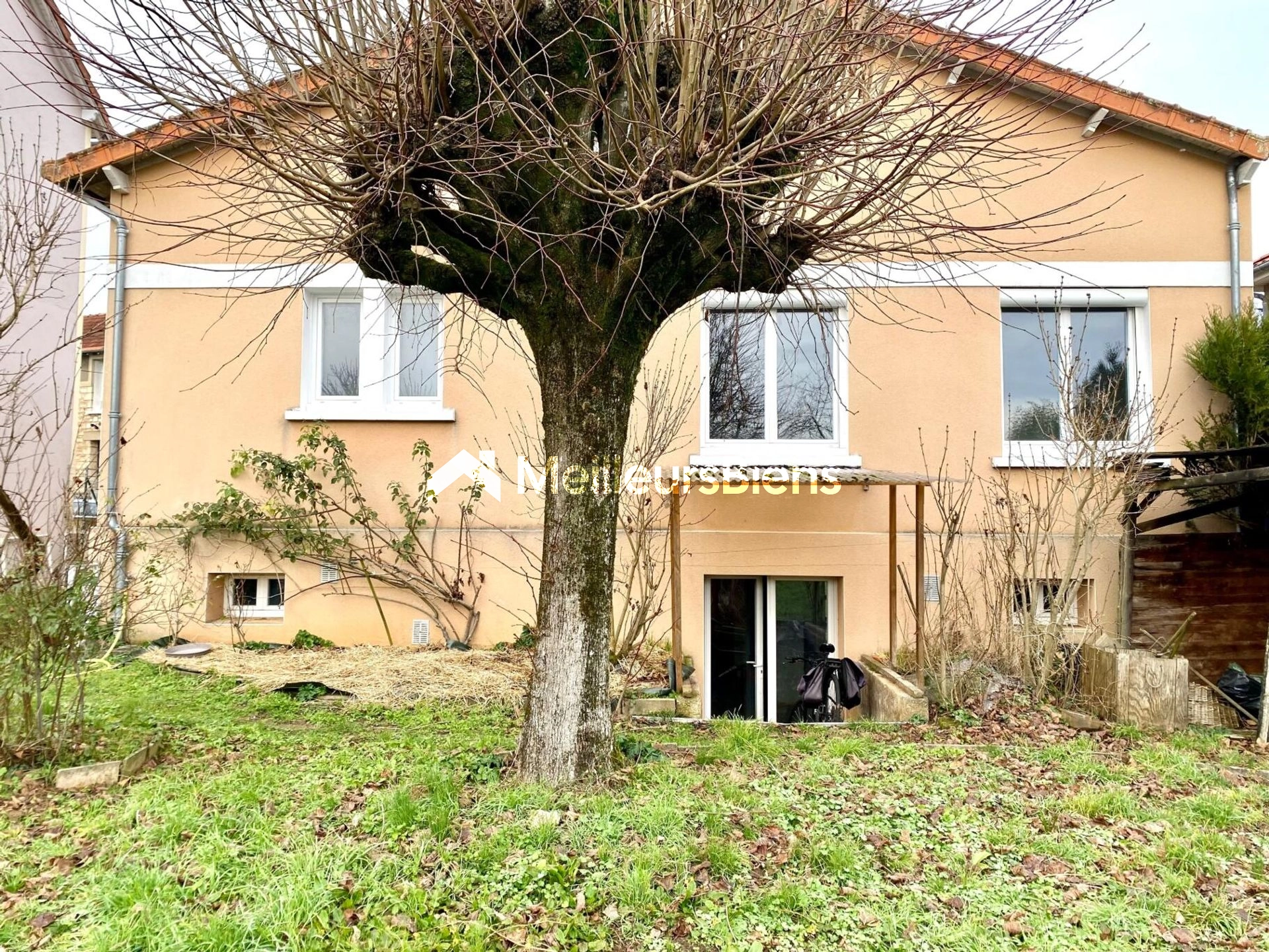 Poitiers - Quartier Montmidi / Les Rocs,
MAISON lumineuse avec jardin et logement indépendant