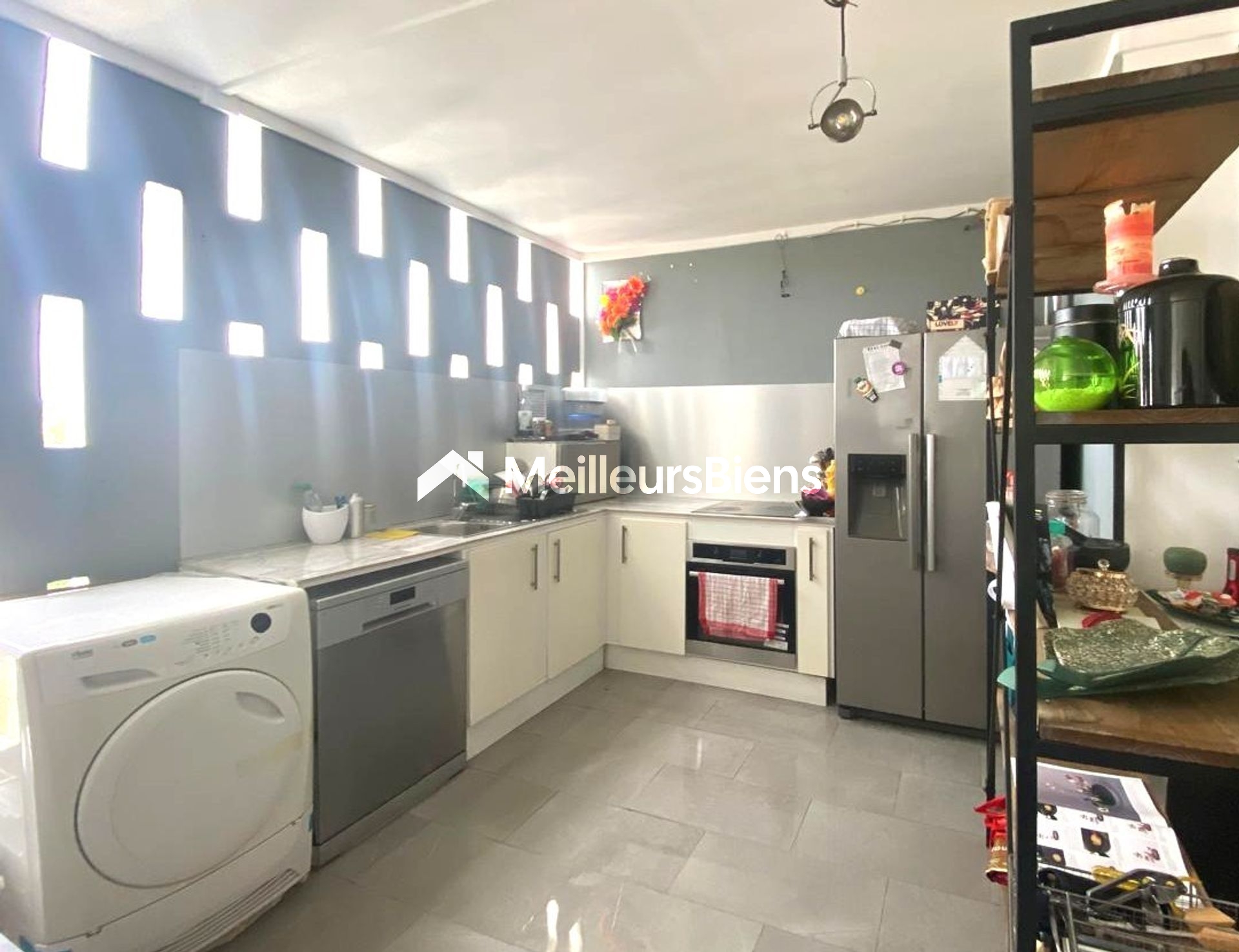 Bel appartement type T4 à DUGAZON