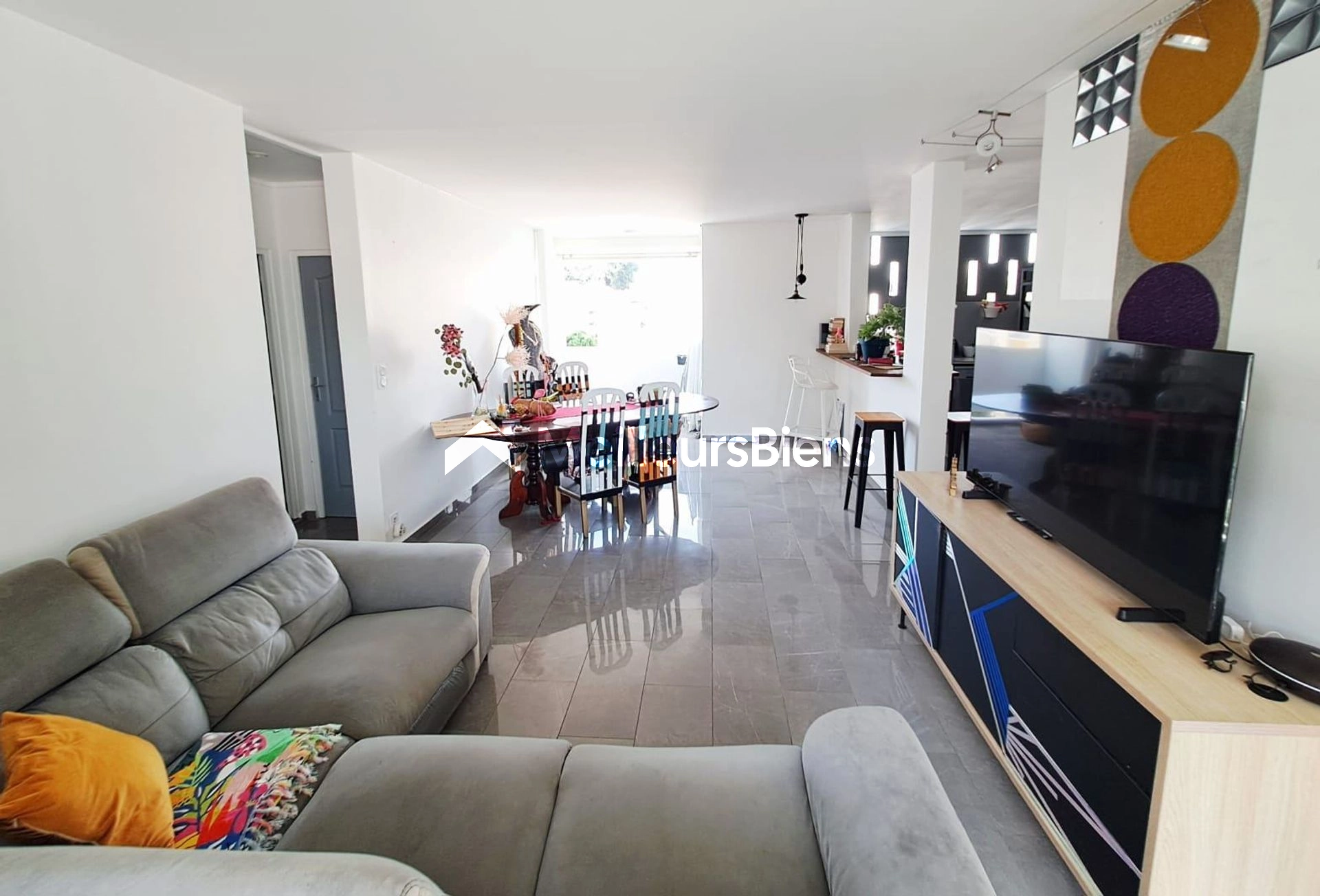 Bel appartement type T4 à DUGAZON