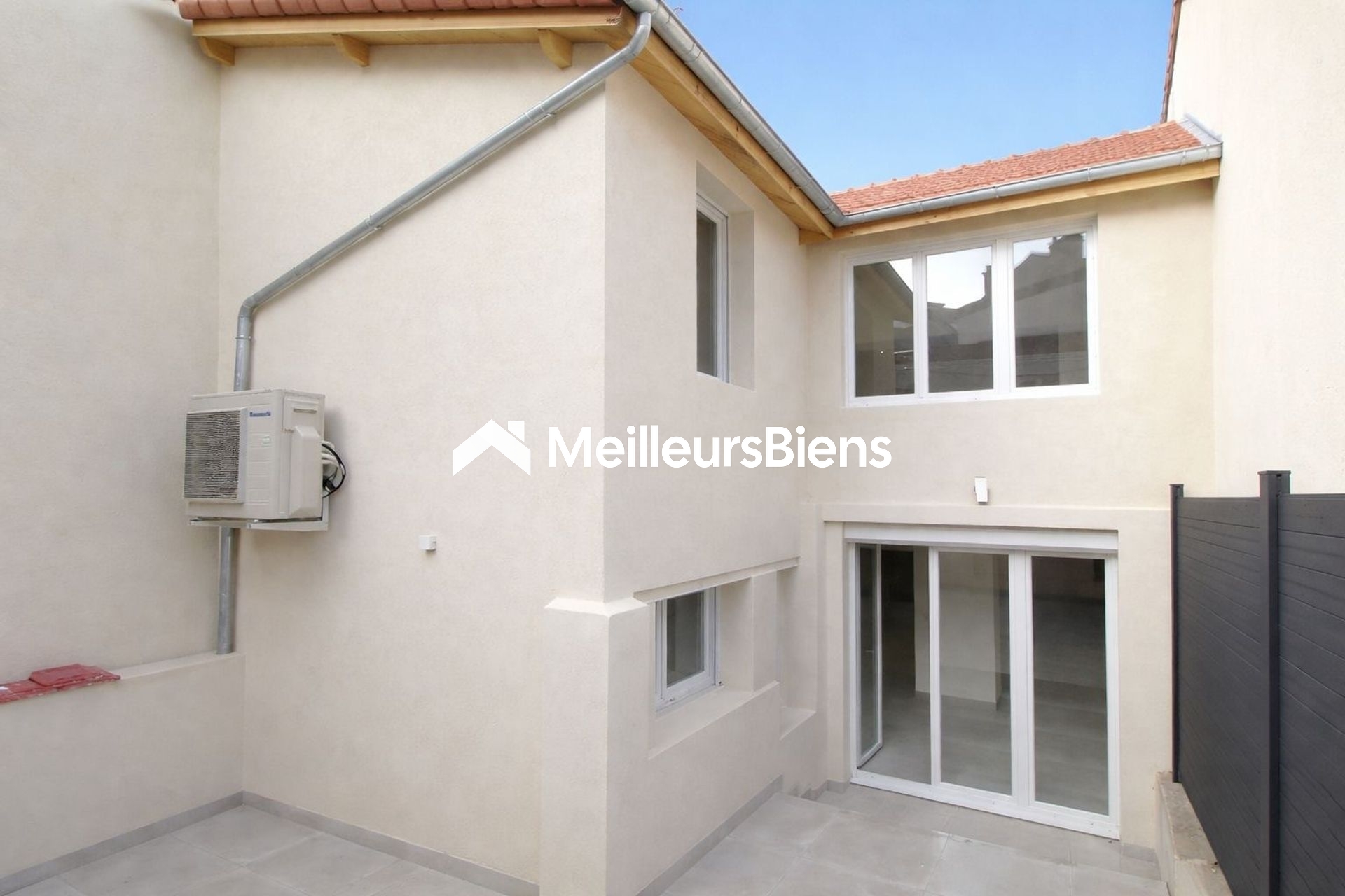 Lumineuse maison de ville avec terrasse