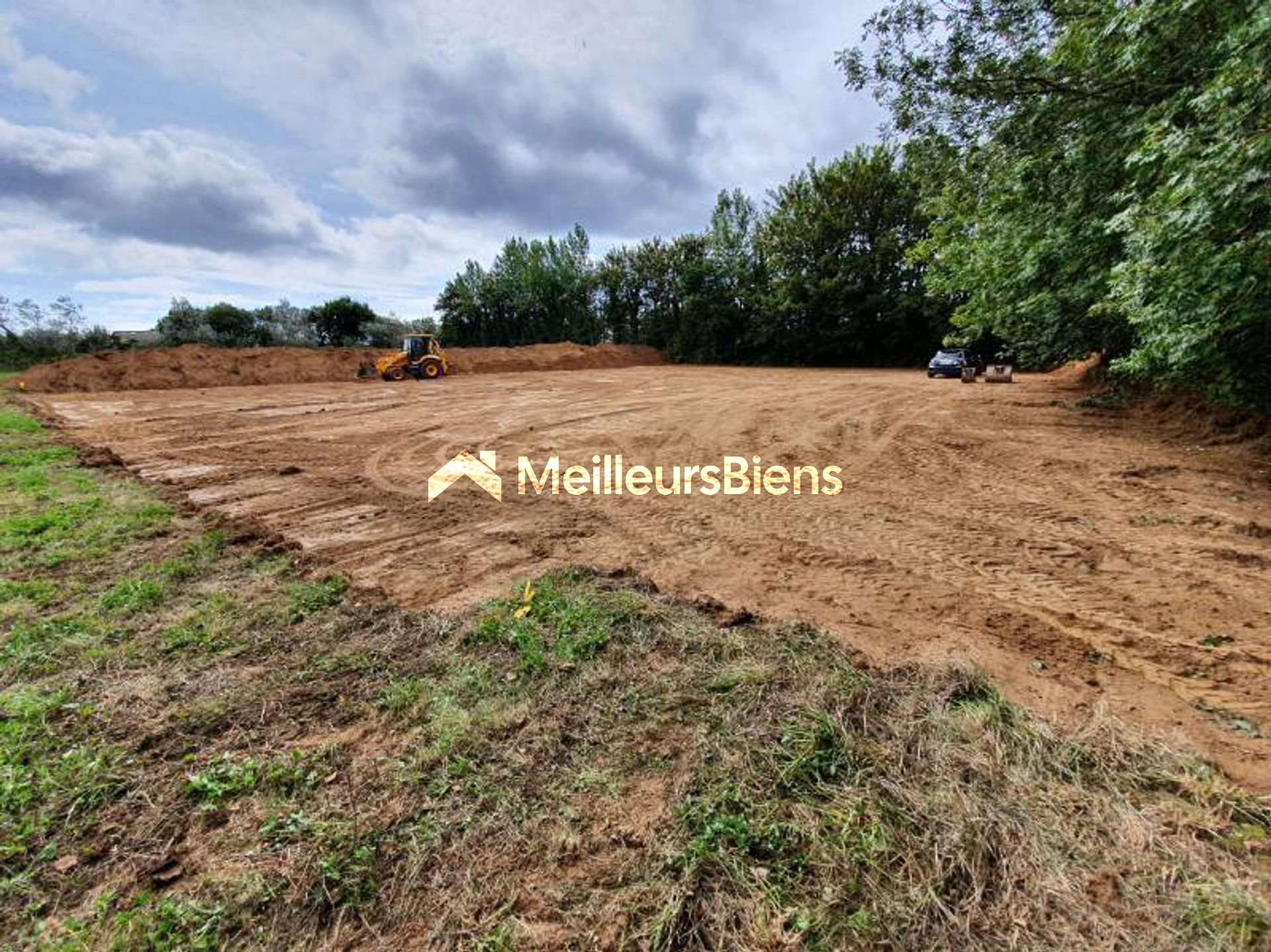 Terrain 1600 m² constructible et viabilisé à Brest