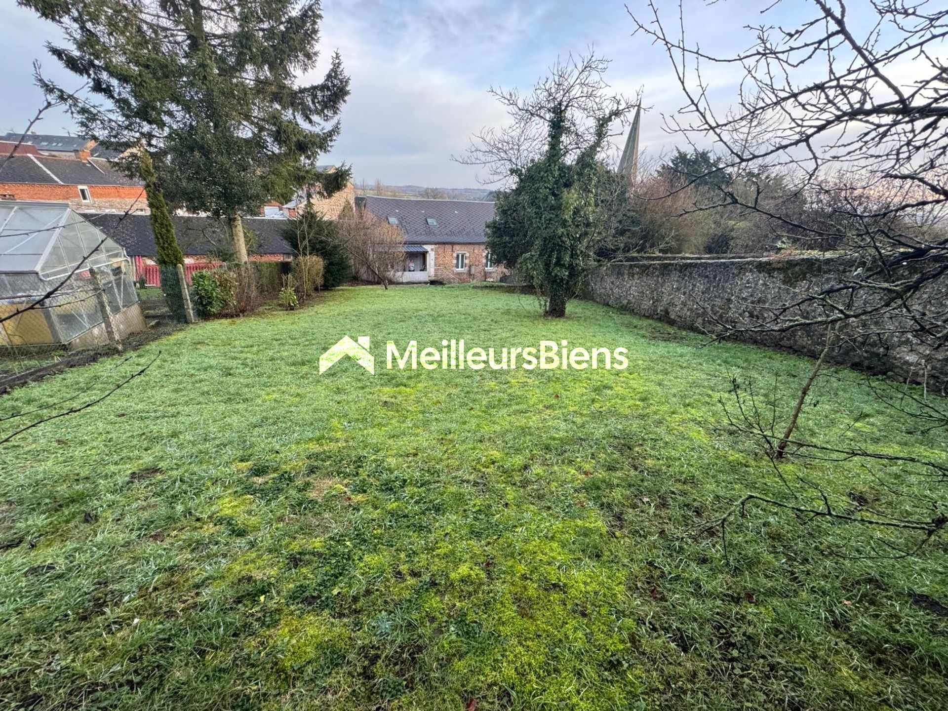 Terrain à bâtir