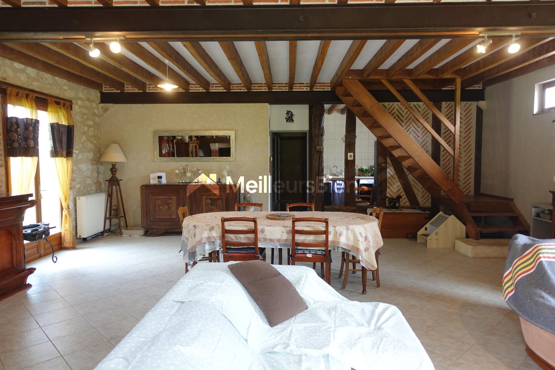 Maison de caractère sur 8618 m²