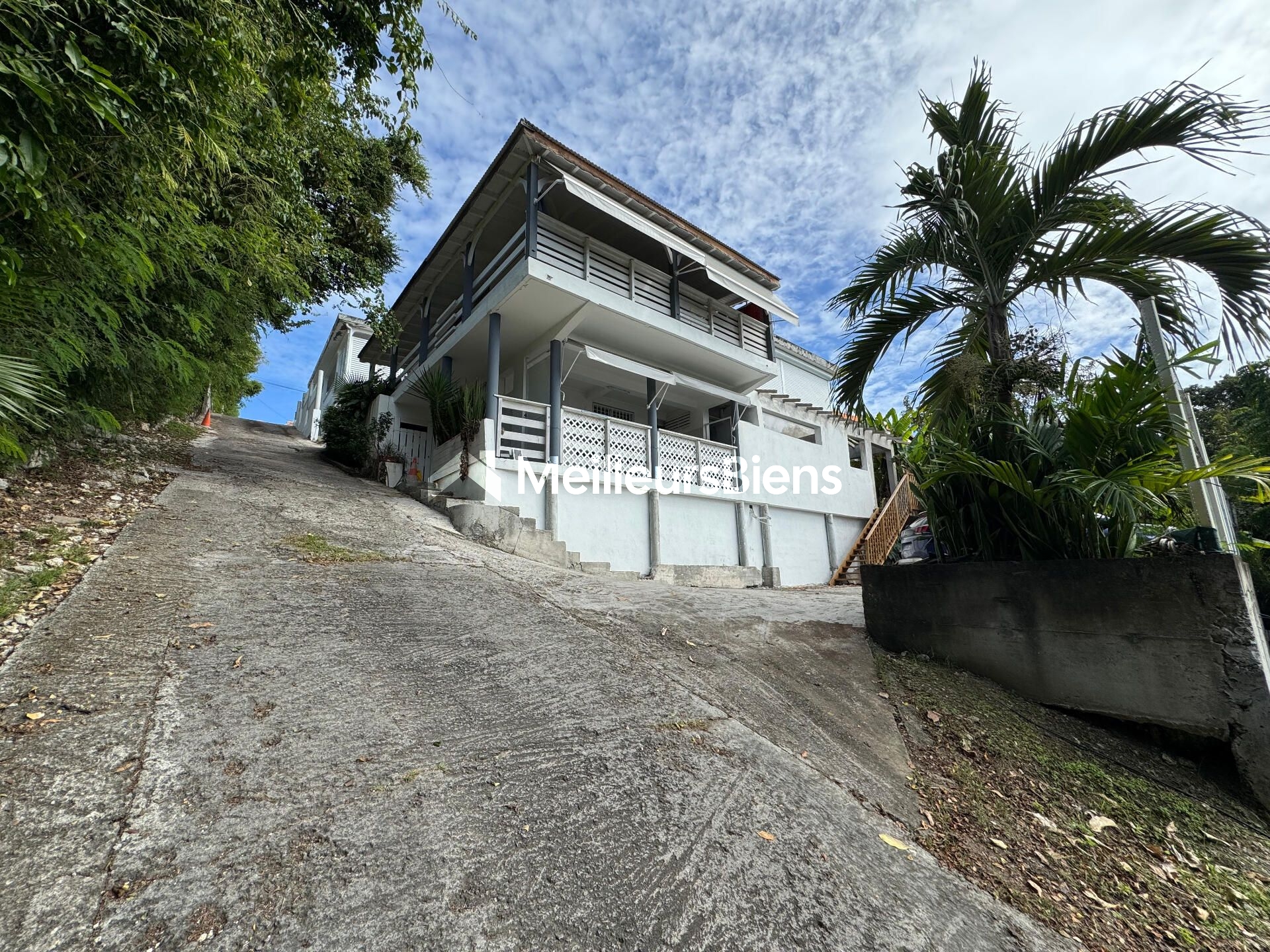 Villa vue mer composée de 4 logements rénovés