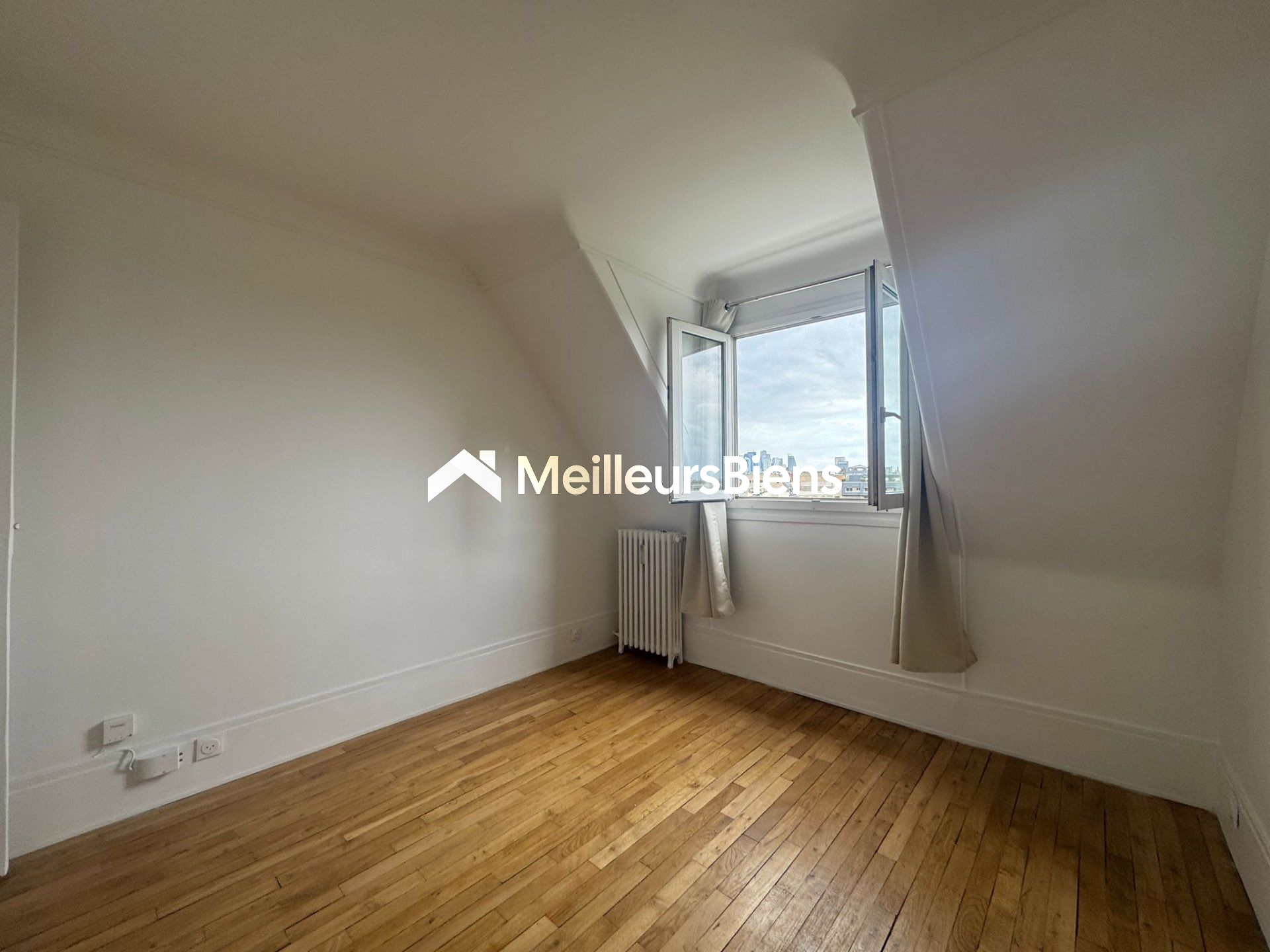 Superbe studio dans le 17ème