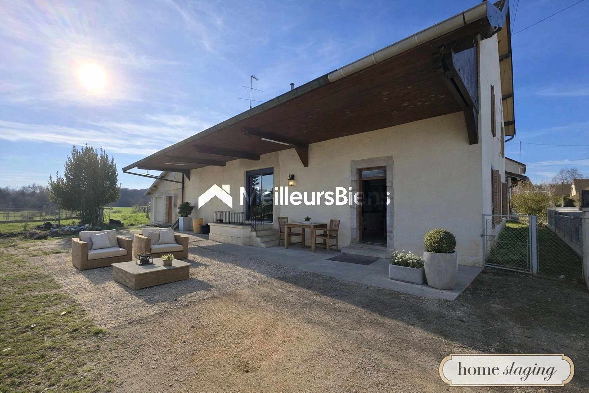 Longère de 3 ch avec grange écurie 3 box