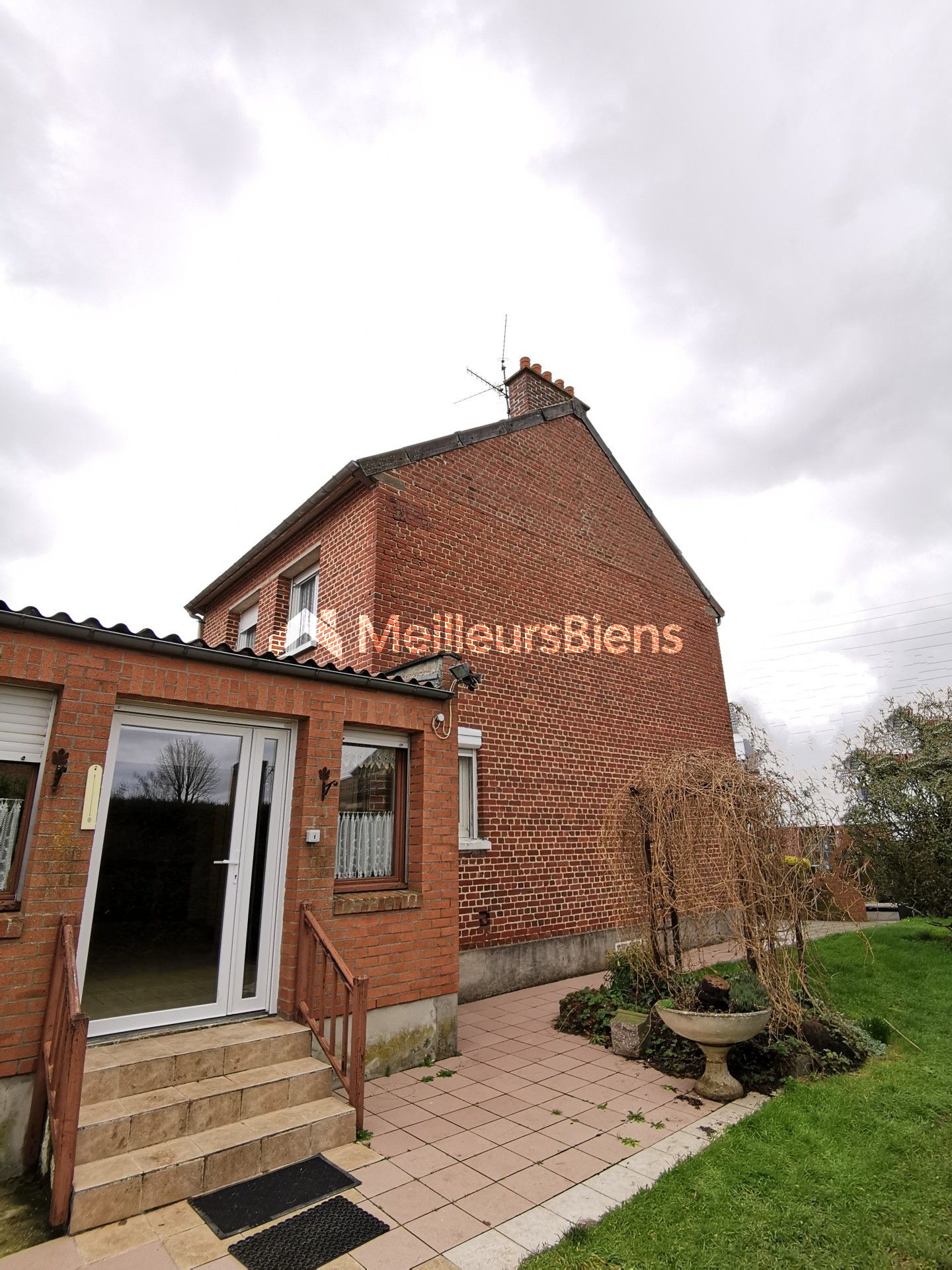 MAISON INDIVIDUELLE TYPE BATIR 4 CHAMBRES GARAGE PATURE
