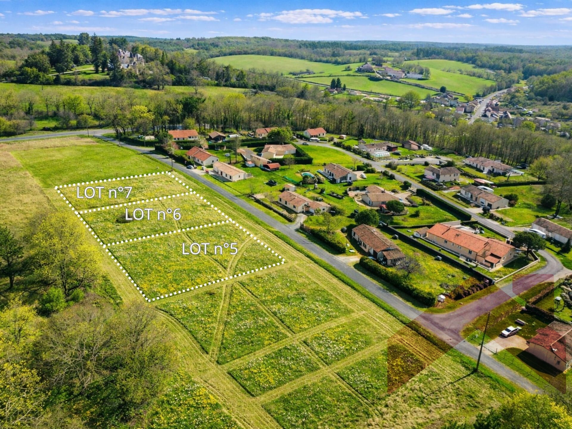 Douville: Terrains à bâtir au calme – à pied des commodités – dès 24 750 €