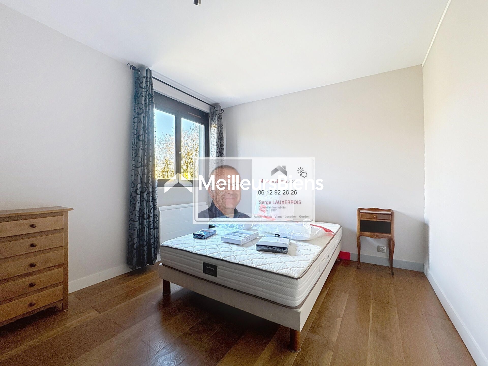 APPARTEMENT T3 MEUBLÉ NEUILLY PLAISANCE AVEC GARAGE