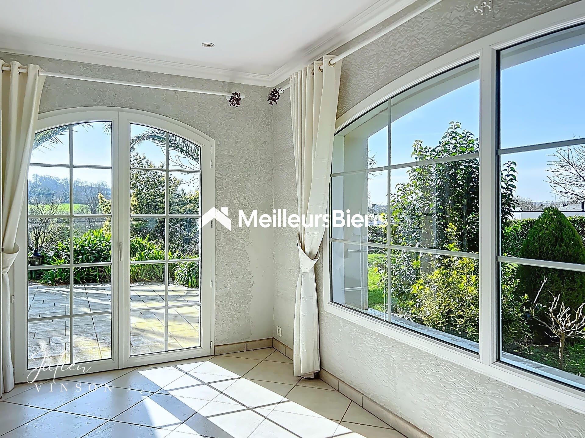 Grande maison de 205 m2 avec 5 chambres à Lannion
