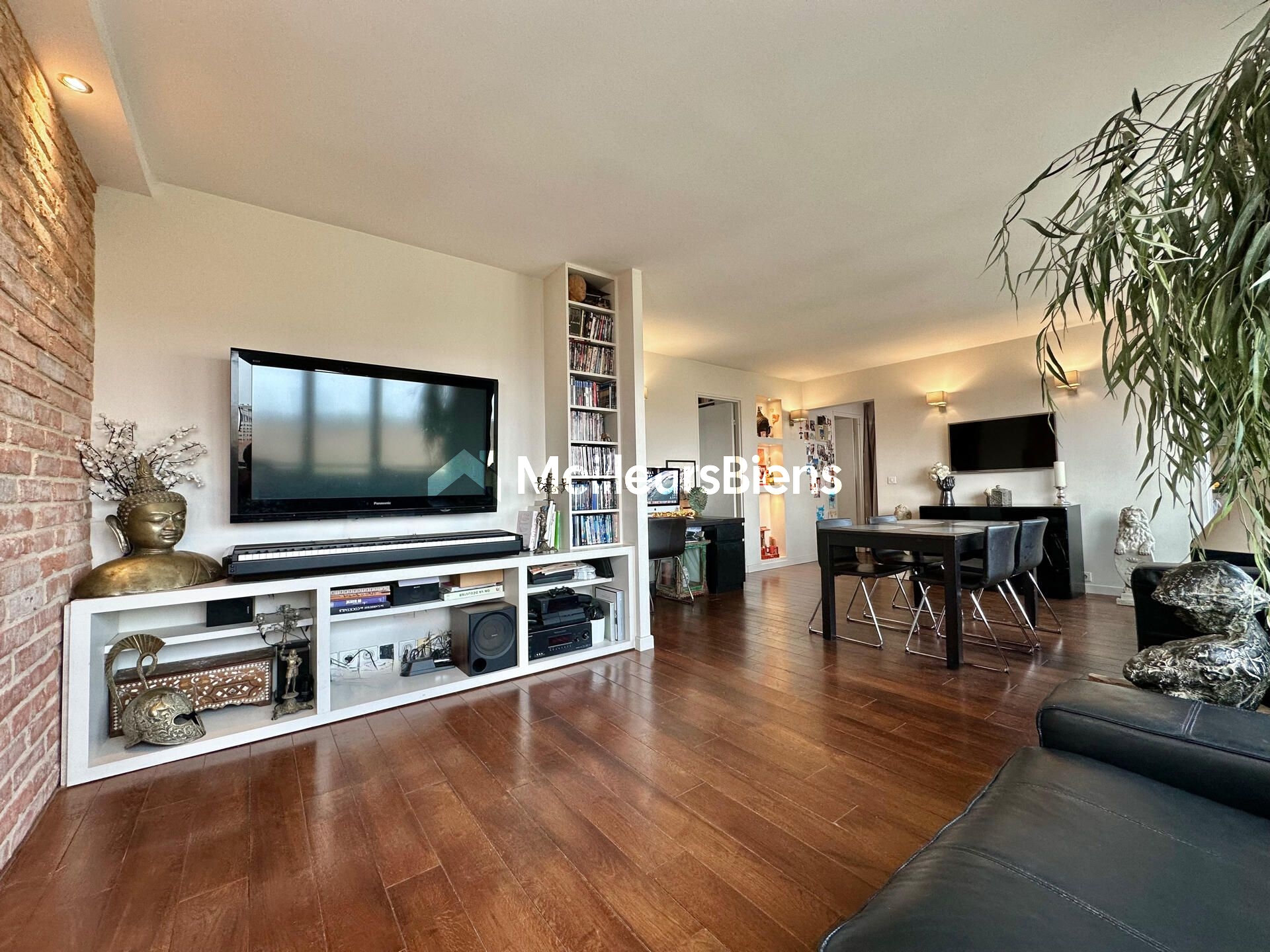 SOUS OFFRE ACCEPTÉE - Incroyable vue pour ce 4 pièces de 62m2 en bord de Marne