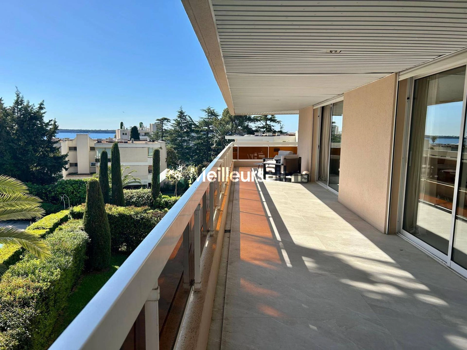Cannes-Basse Californie : Appartement 5 pièces terrasse, vue mer