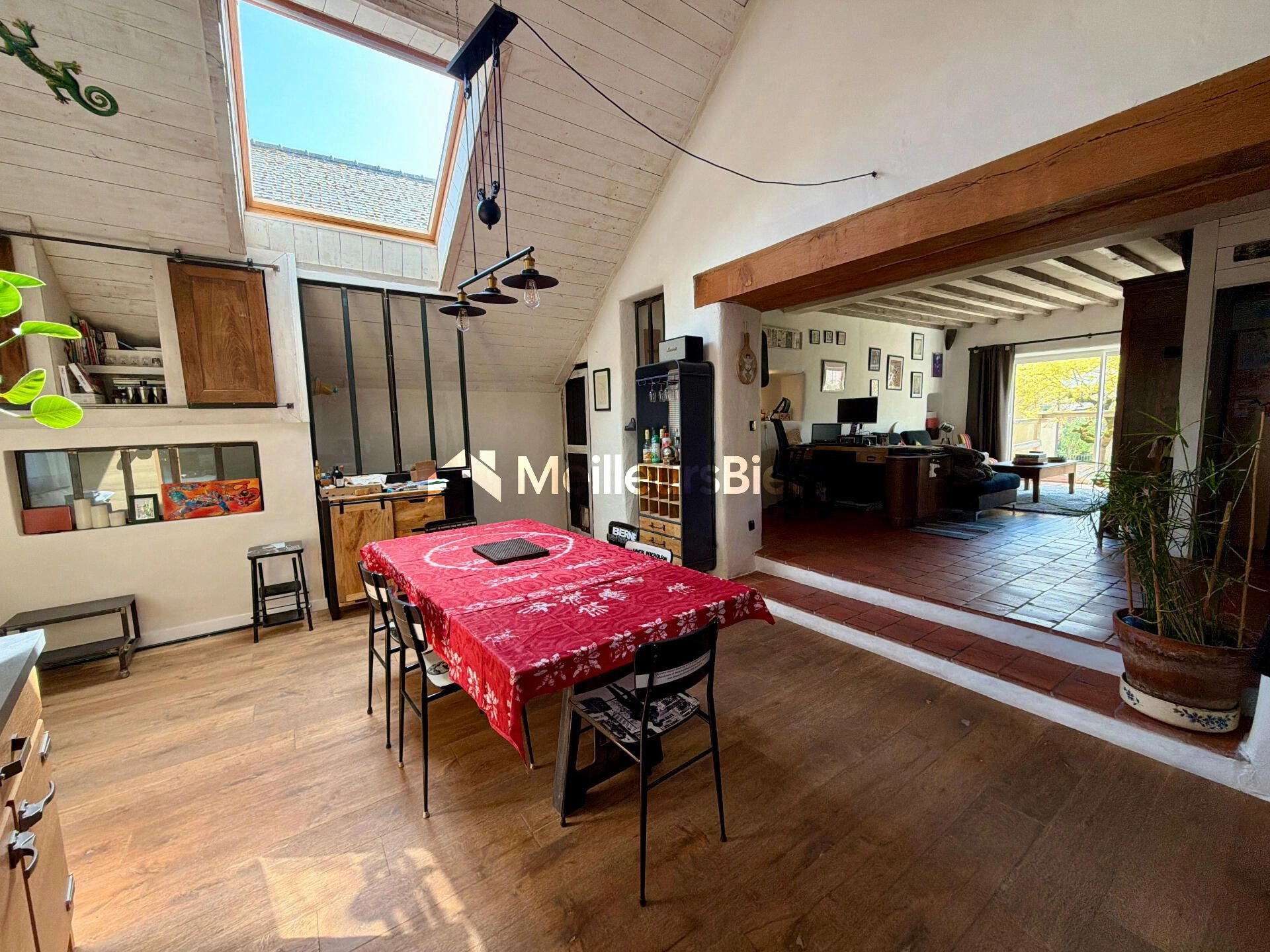 Maison de ville 3 chambres + bureau avec jardin