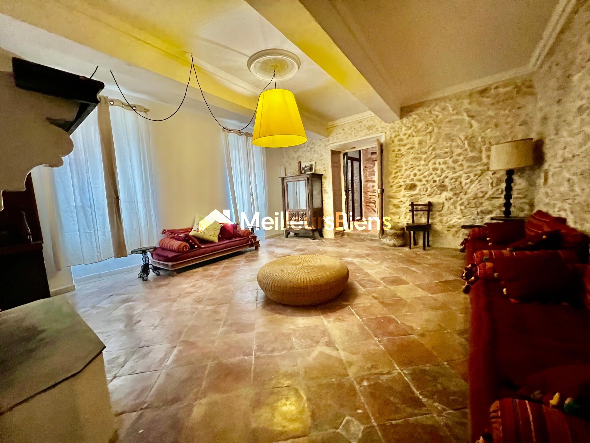 En exclusivité : Grande maison 214 m² – Idéal gîtes / chambres d’hôtes / demeure familiale – Jardin – Proche Lézignan-Corbières – 309 000 € FAI